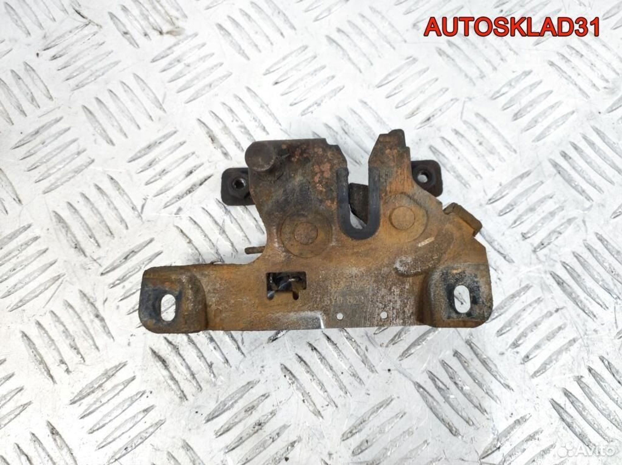 Замок капота Skoda Fabia 6Y0823509D, 1100 рублей, Дубовое
