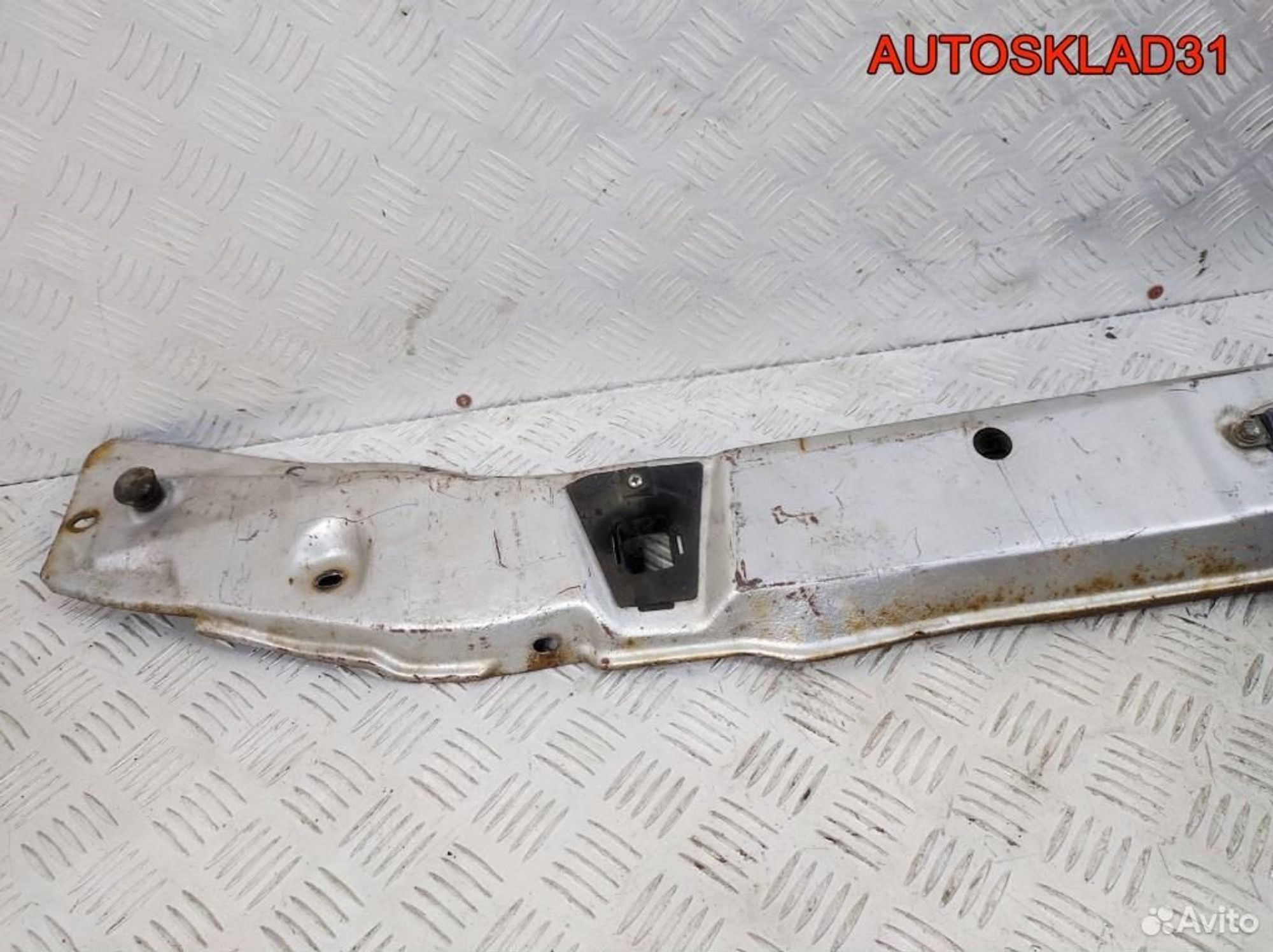 Панель передняя верхняя Mercedes Vito A6387500267, 3200 рублей, Дубовое