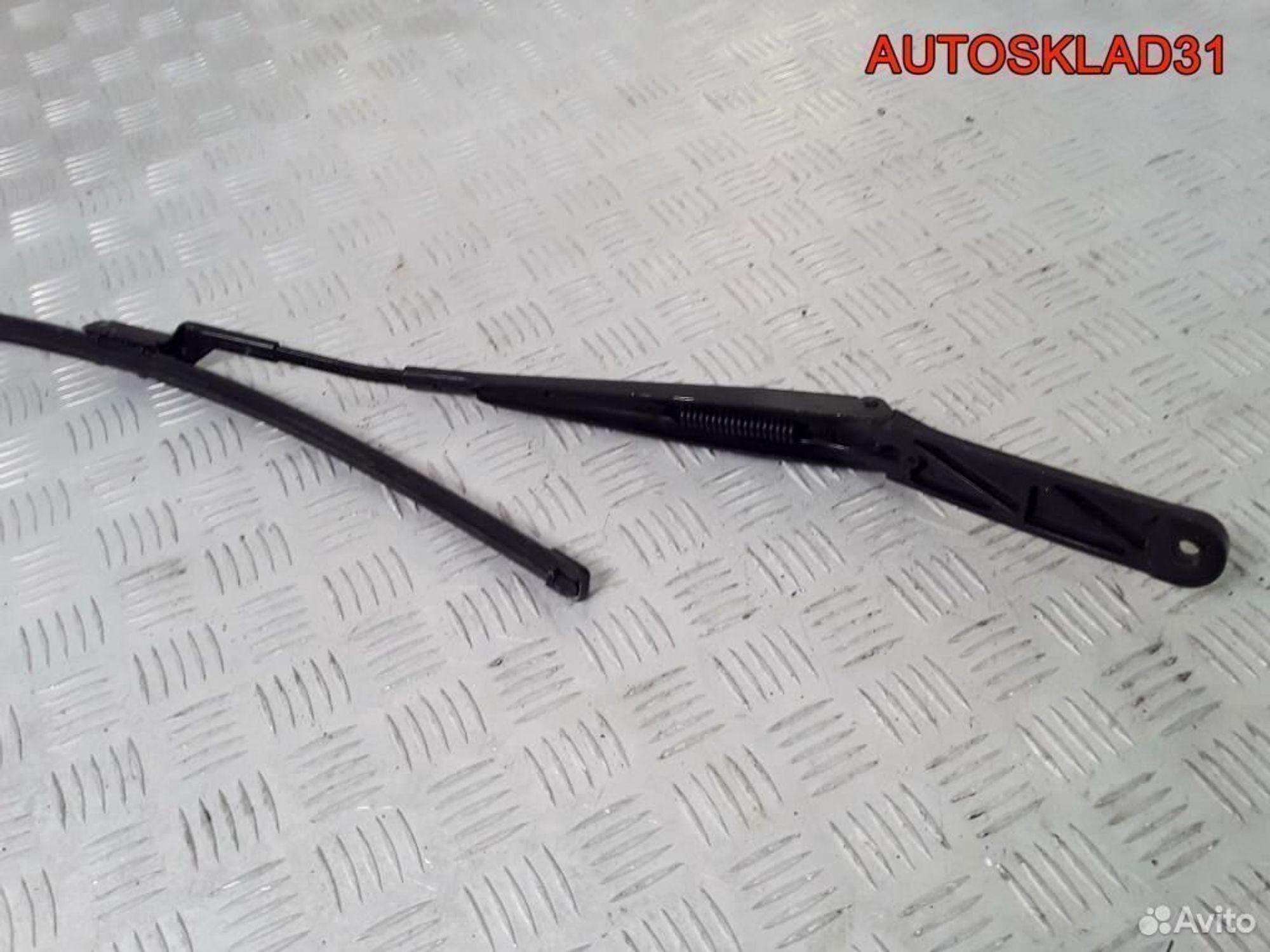 Поводок стеклоочистителя передний левый Passat B6, 1100 рублей, Дубовое