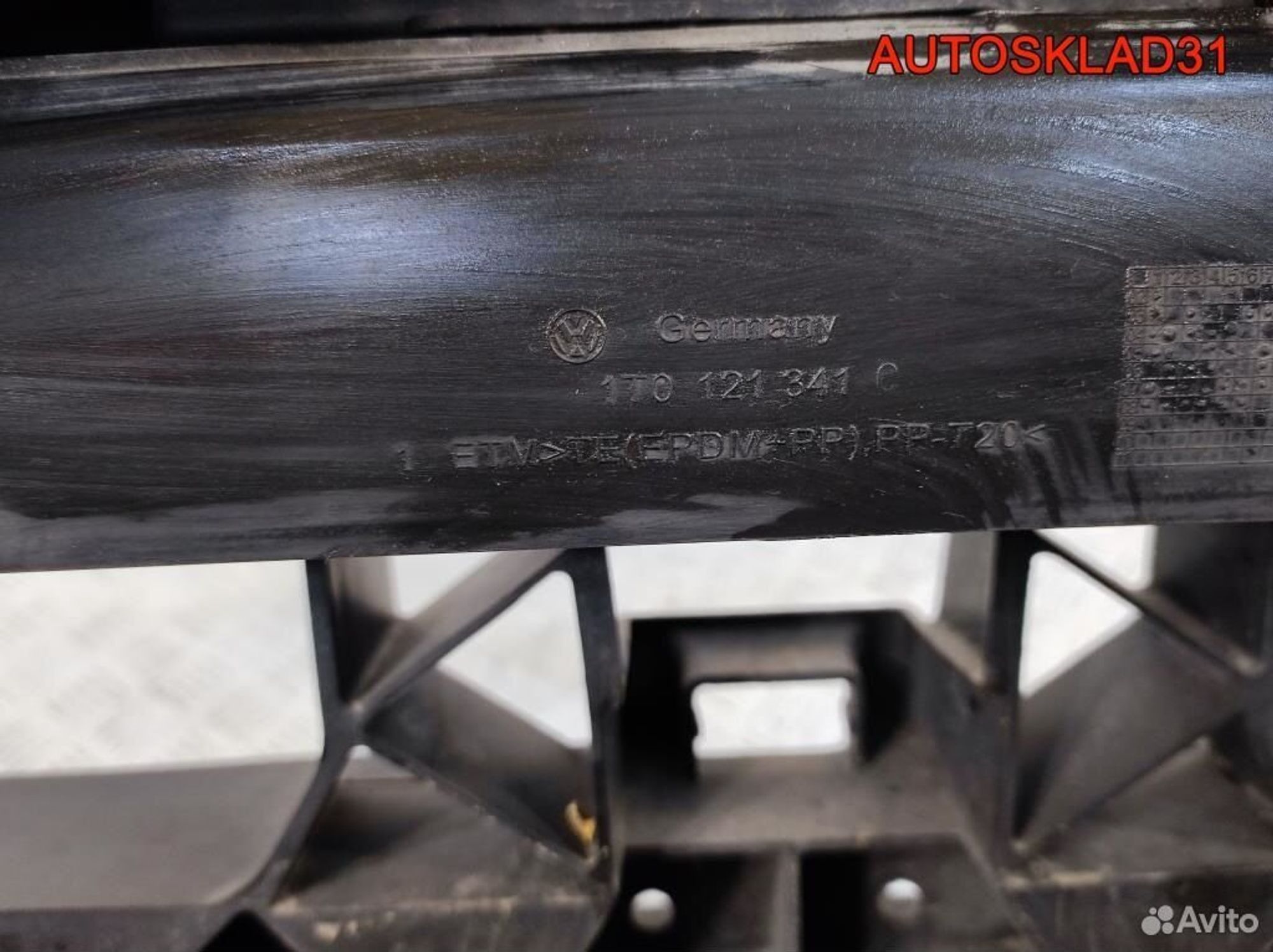 Панель передняя Volkswagen Touran 1T0805588, 12200 рублей, Дубовое