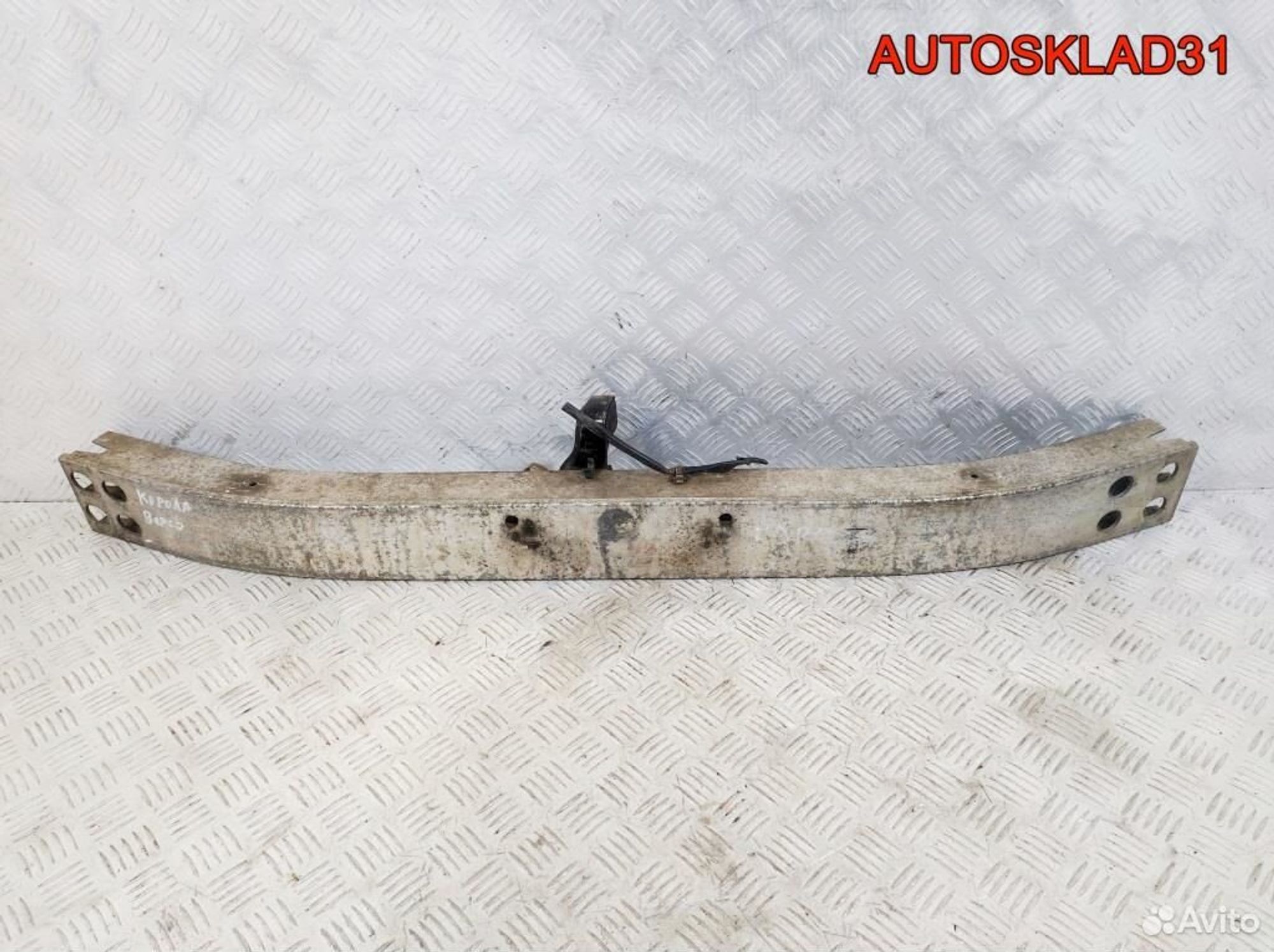 Усилитель переднего бампера Toyota CorollaVerso 2, 3300 рублей, Дубовое