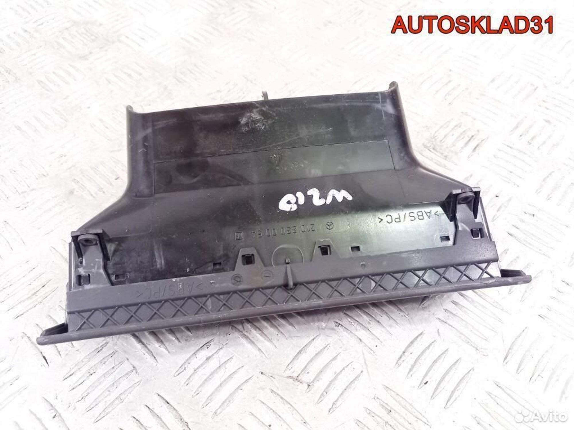 Дефлектор воздушный Mercedes Benz W210 A2108300054, 1200 рублей, Дубовое