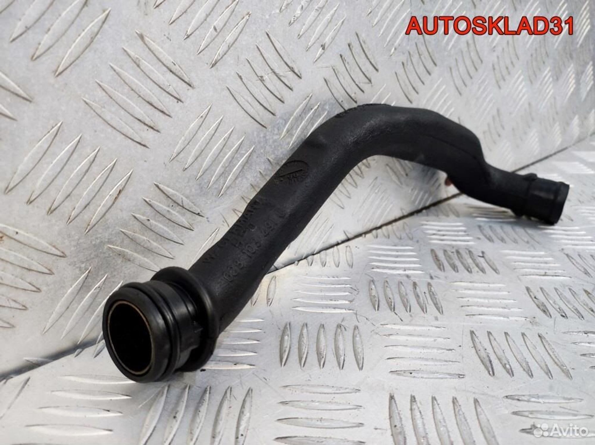 Патрубок вентиляции картертера VW Golf 028103491G, 1700 рублей, Дубовое