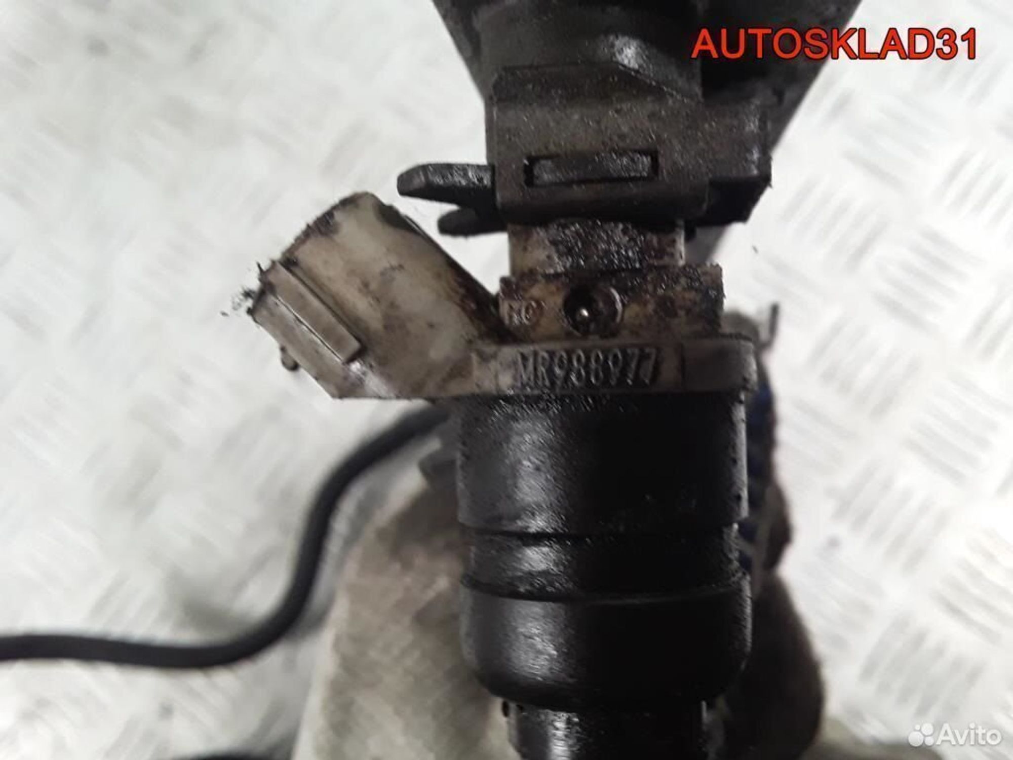 Форсунка инжекторная Mitsubishi Colt Z3 MR988977, 600 рублей, Дубовое