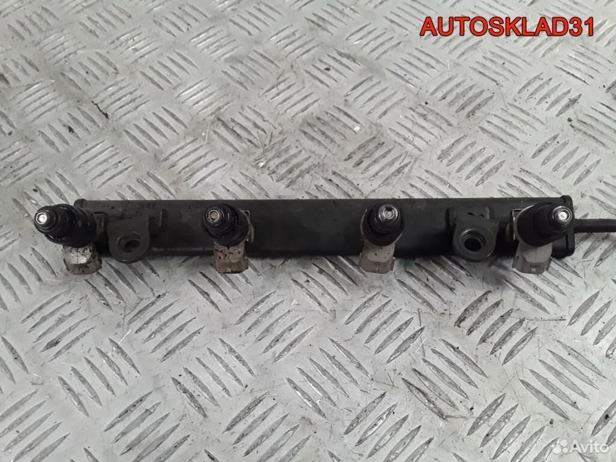 Форсунка инжекторная Mitsubishi Colt Z3 MR988977, 600 рублей, Дубовое