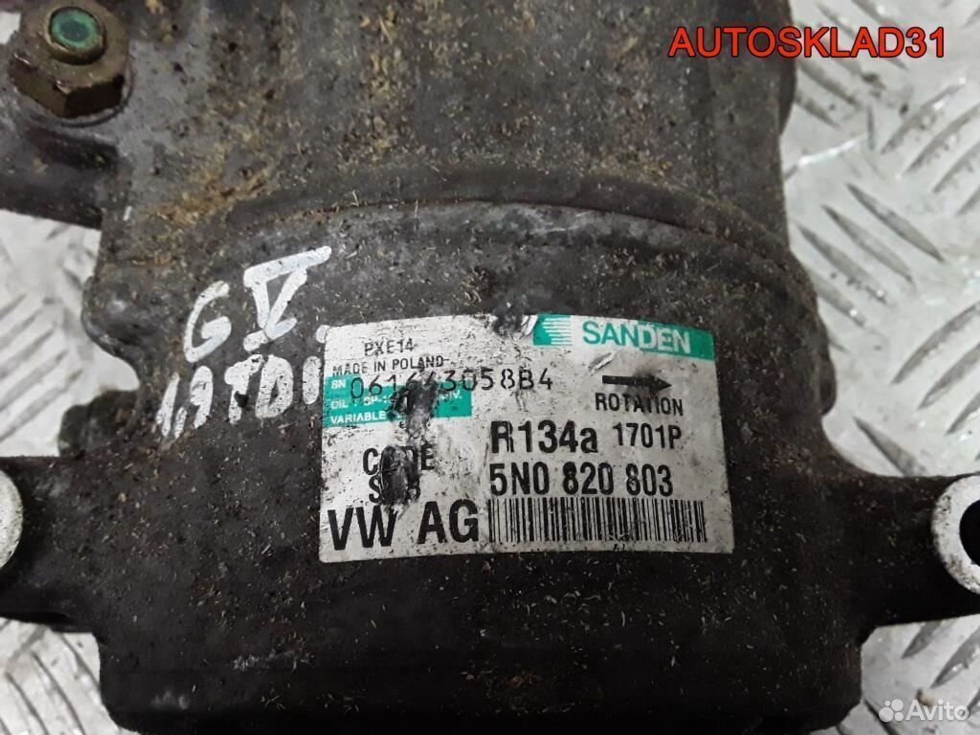 Компрессор кондиционера VW Golf 5+ 5N0820803, 12200 рублей, Дубовое