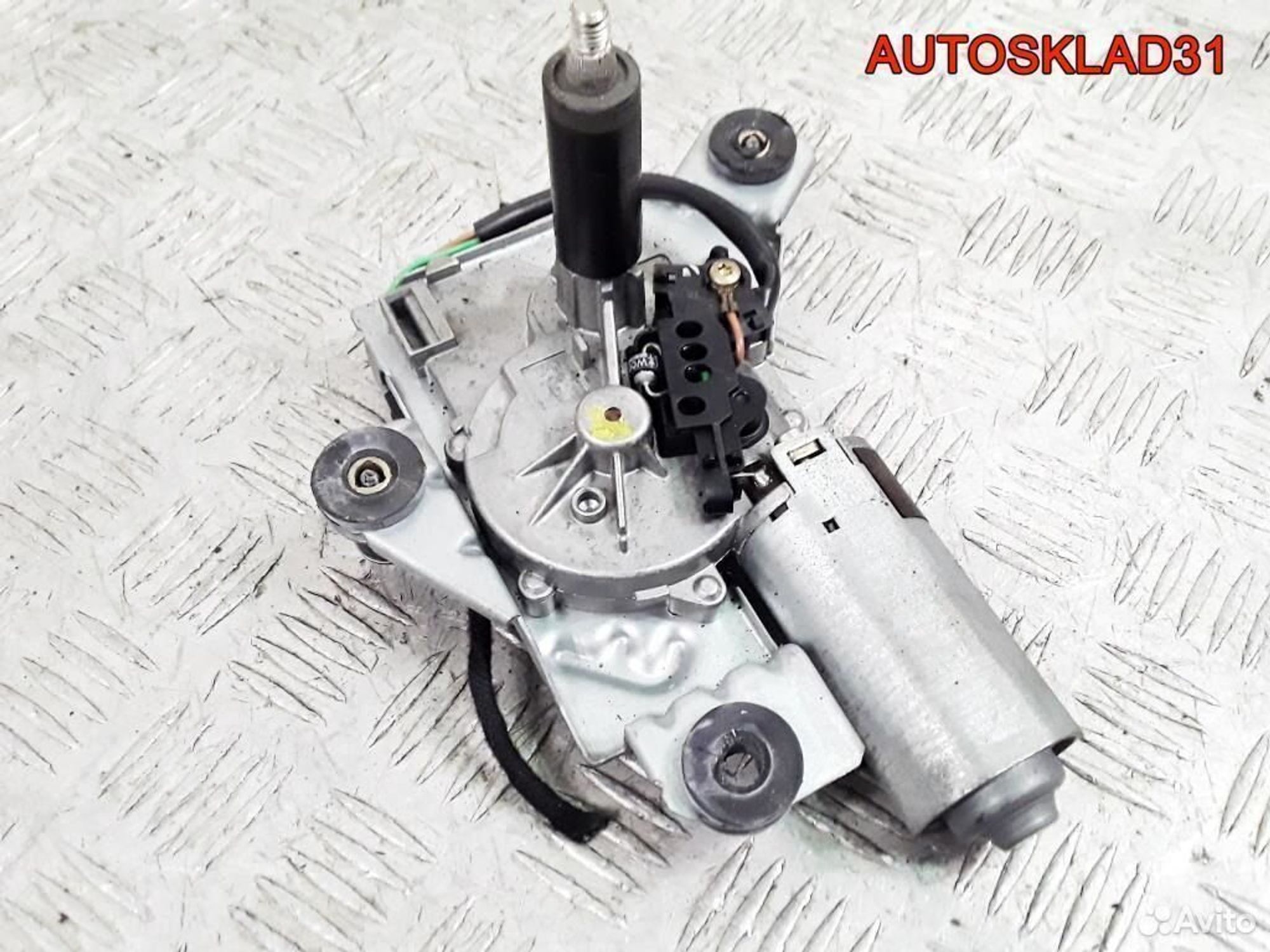 Моторчик стеклоочистителя задний Carisma DA, 1800 рублей, Дубовое