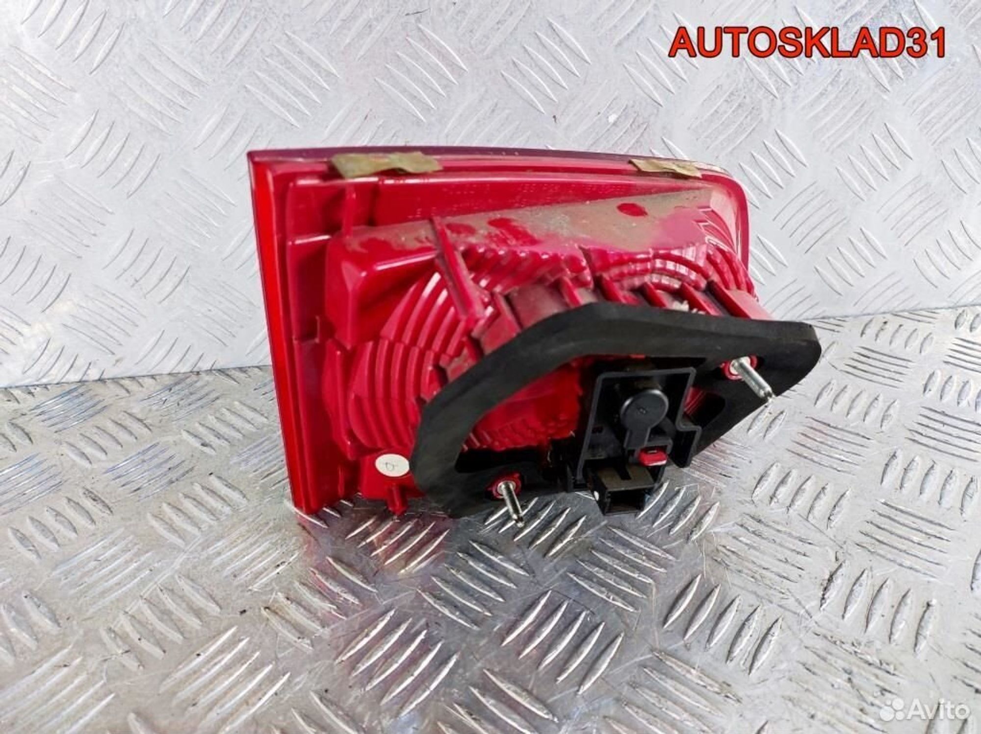 Фонарь задний правый VW Touareg 7P6945094A, 4600 рублей, Дубовое