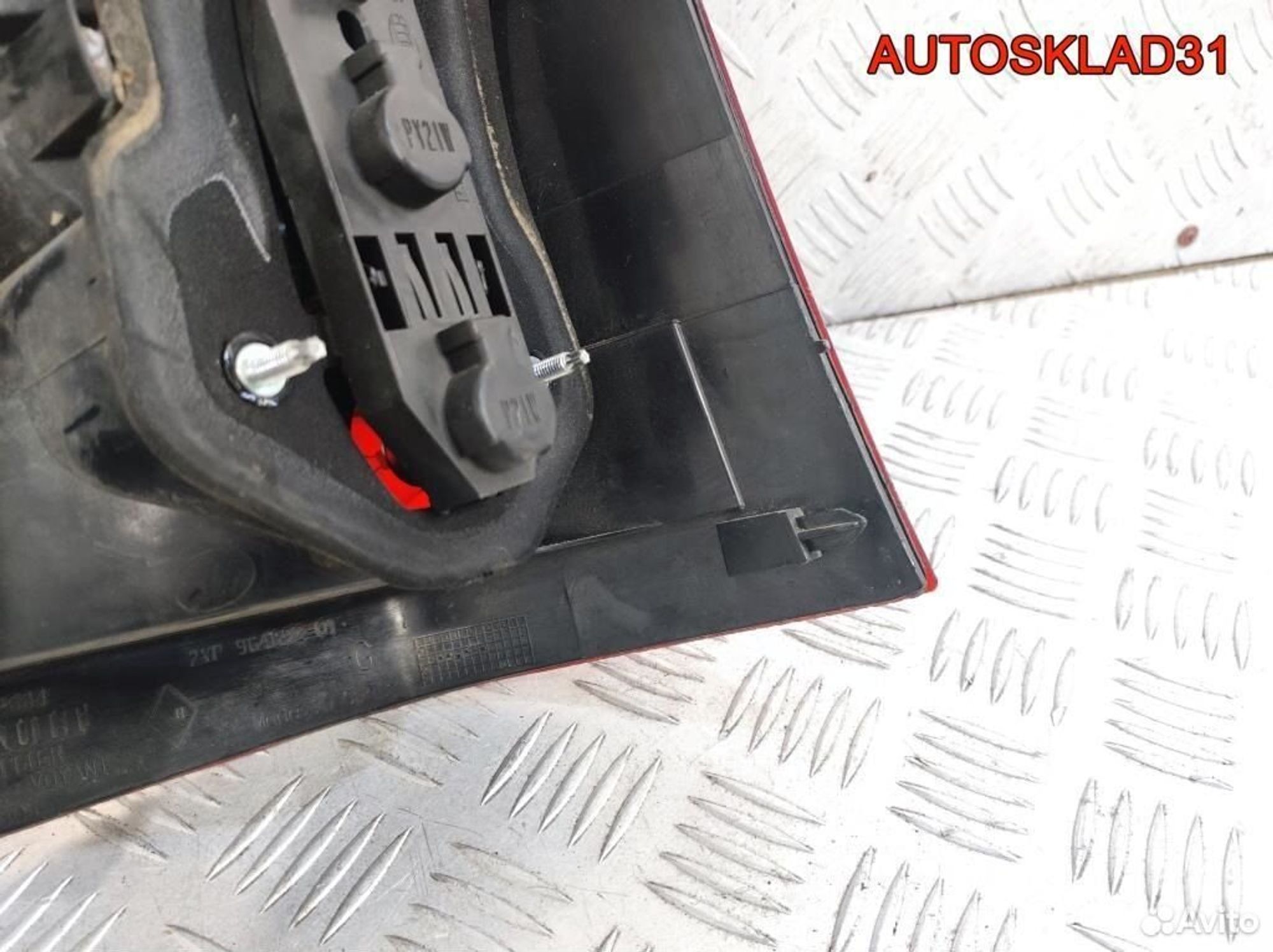 Фонарь задний левый Renault Megane 2 8200142684, 2100 рублей, Дубовое