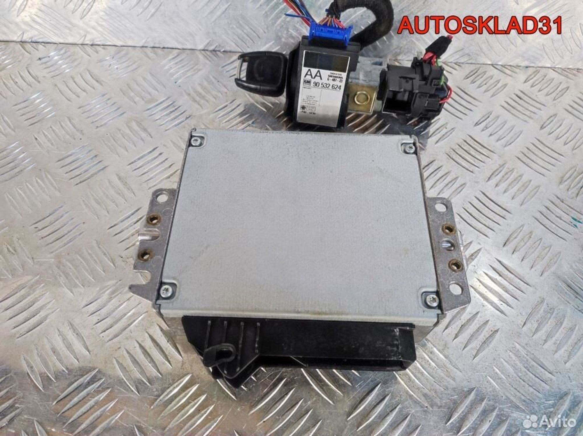 Эбу комплект Opel Vectra B 1,8 X18XE 90506365, 15300 рублей, Дубовое