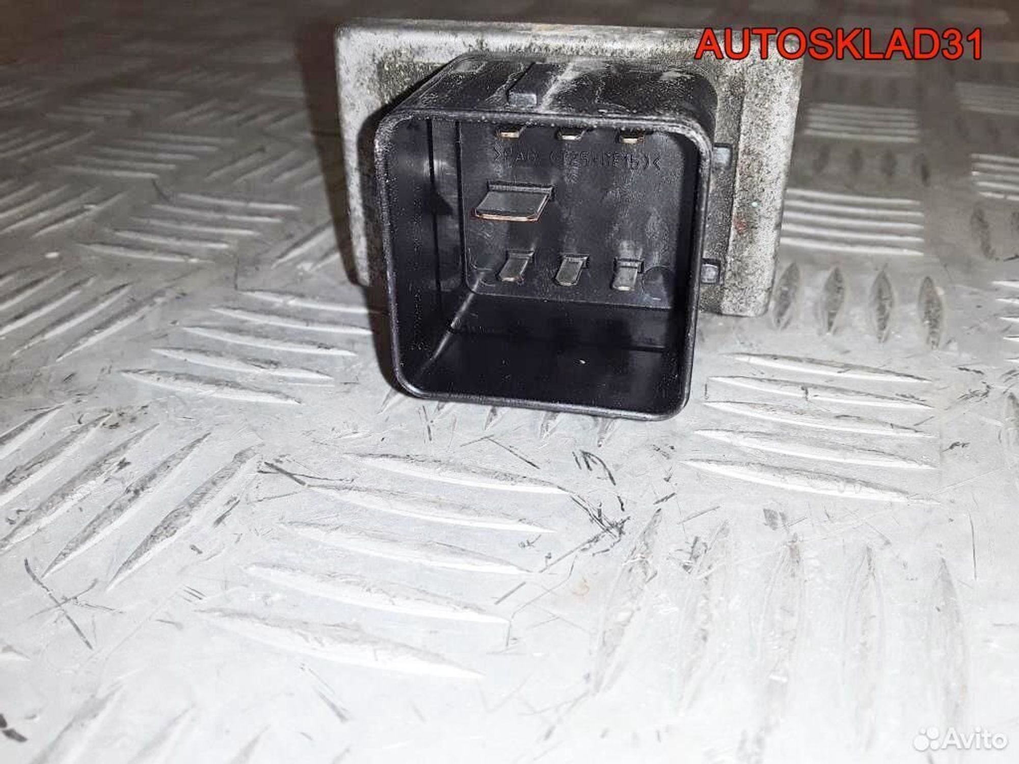 Реле свечей накала для Renault Megane 2 9640469680, 3500 рублей, Дубовое