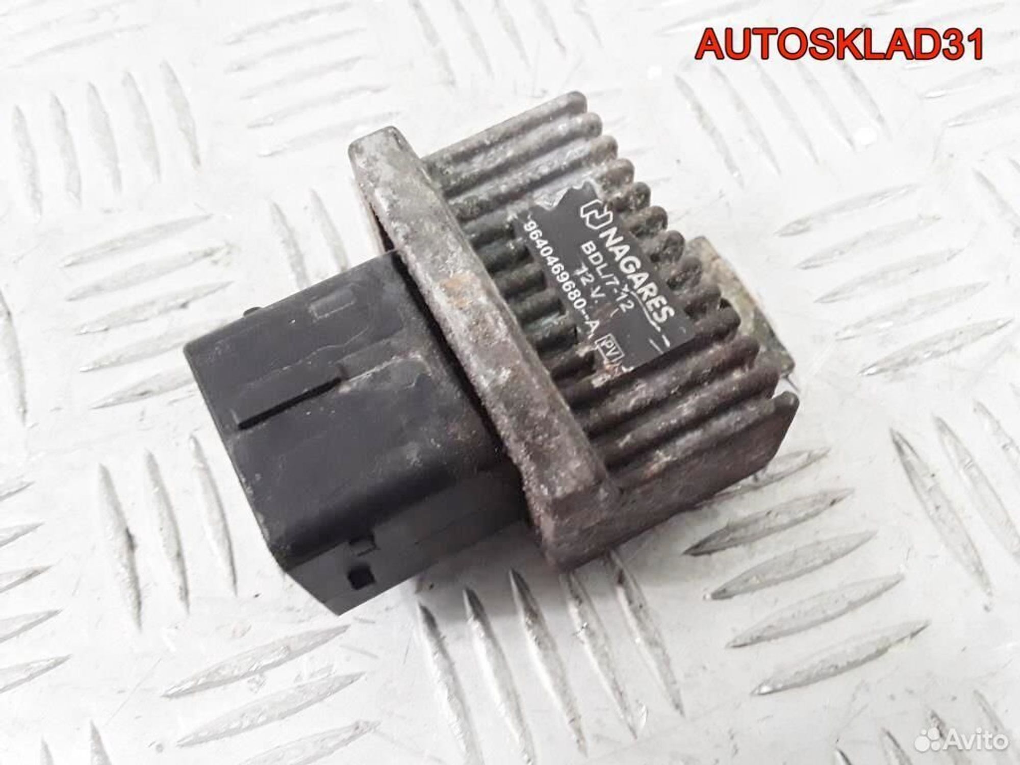 Реле свечей накала для Renault Megane 2 9640469680, 3500 рублей, Дубовое