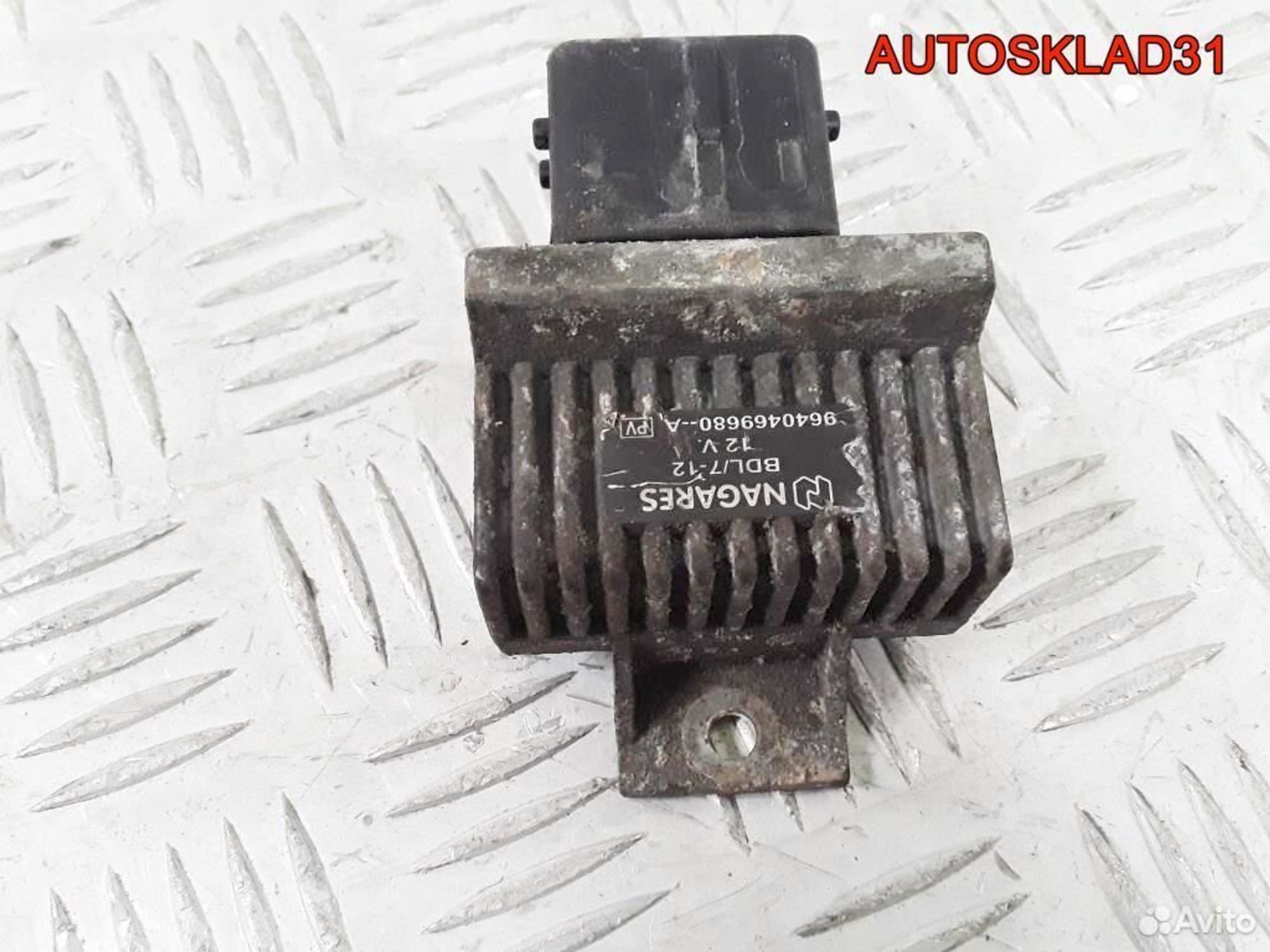 Реле свечей накала для Renault Megane 2 9640469680, 3500 рублей, Дубовое