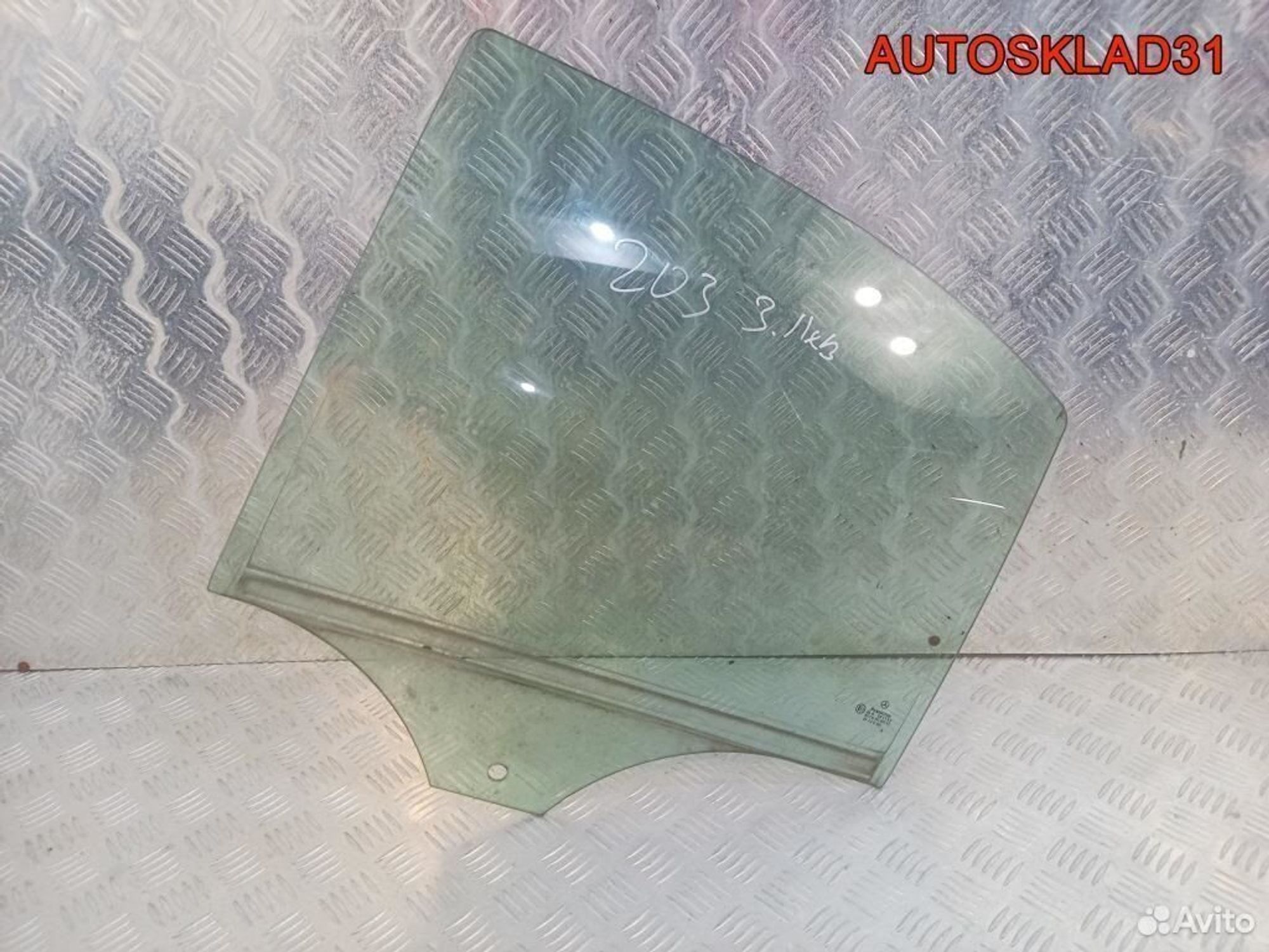 Стекло заднее левое Mercedes W203 A2037350110, 1200 рублей, Дубовое