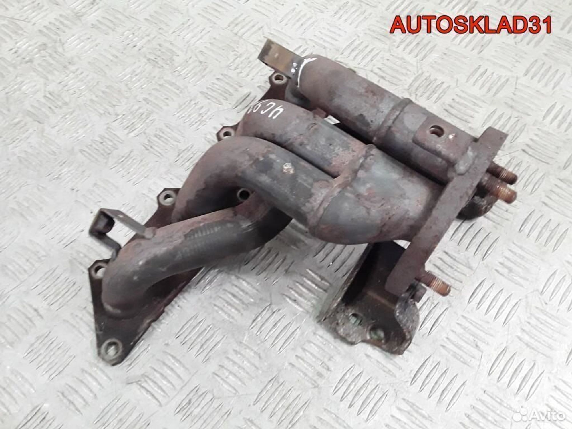 Коллектор выпускной Mitsubishi Carisma DA MR323585, 900 рублей, Дубовое