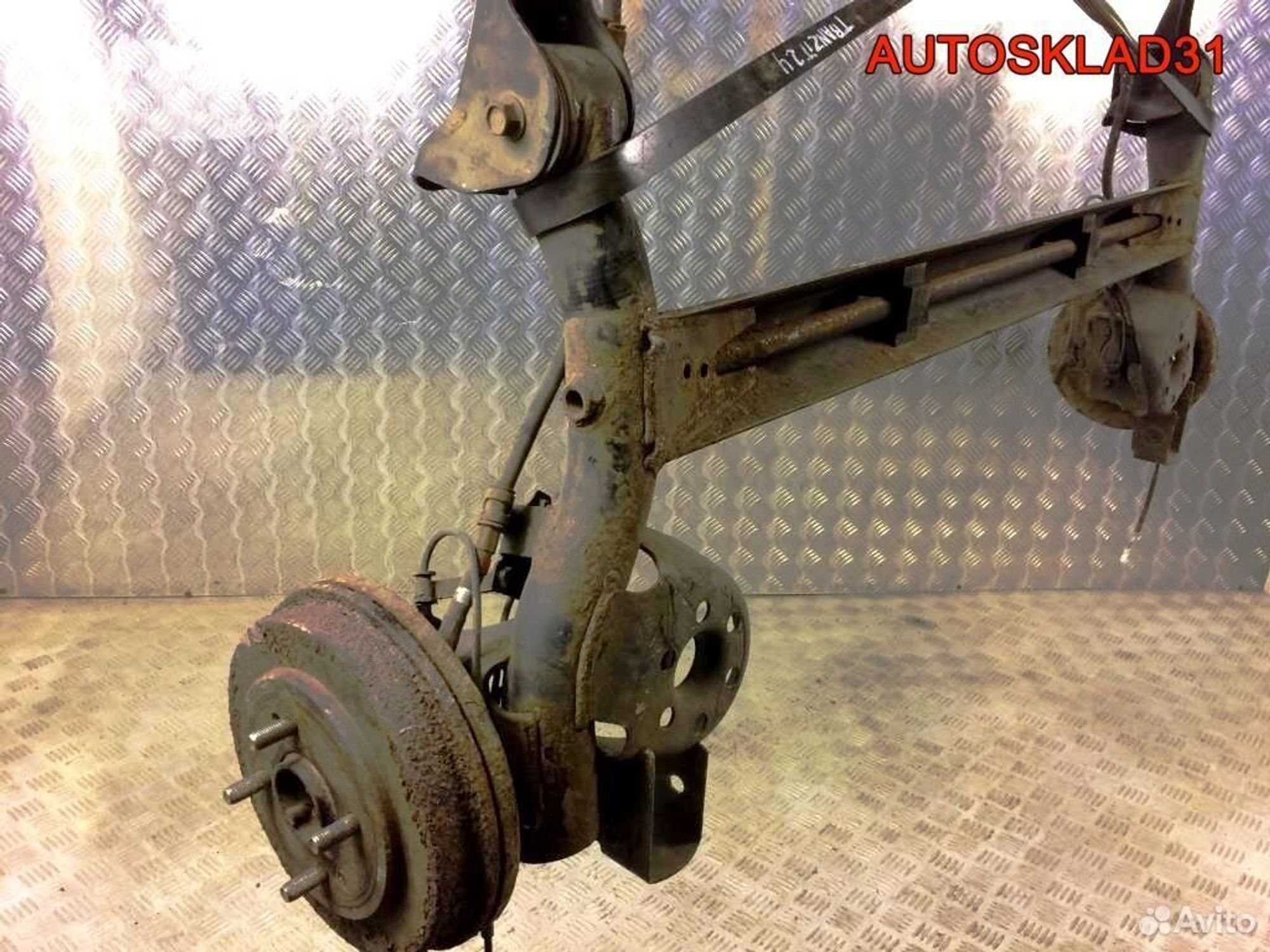 Балка задняя Hyundai Getz 551001C200, 9900 рублей, Дубовое