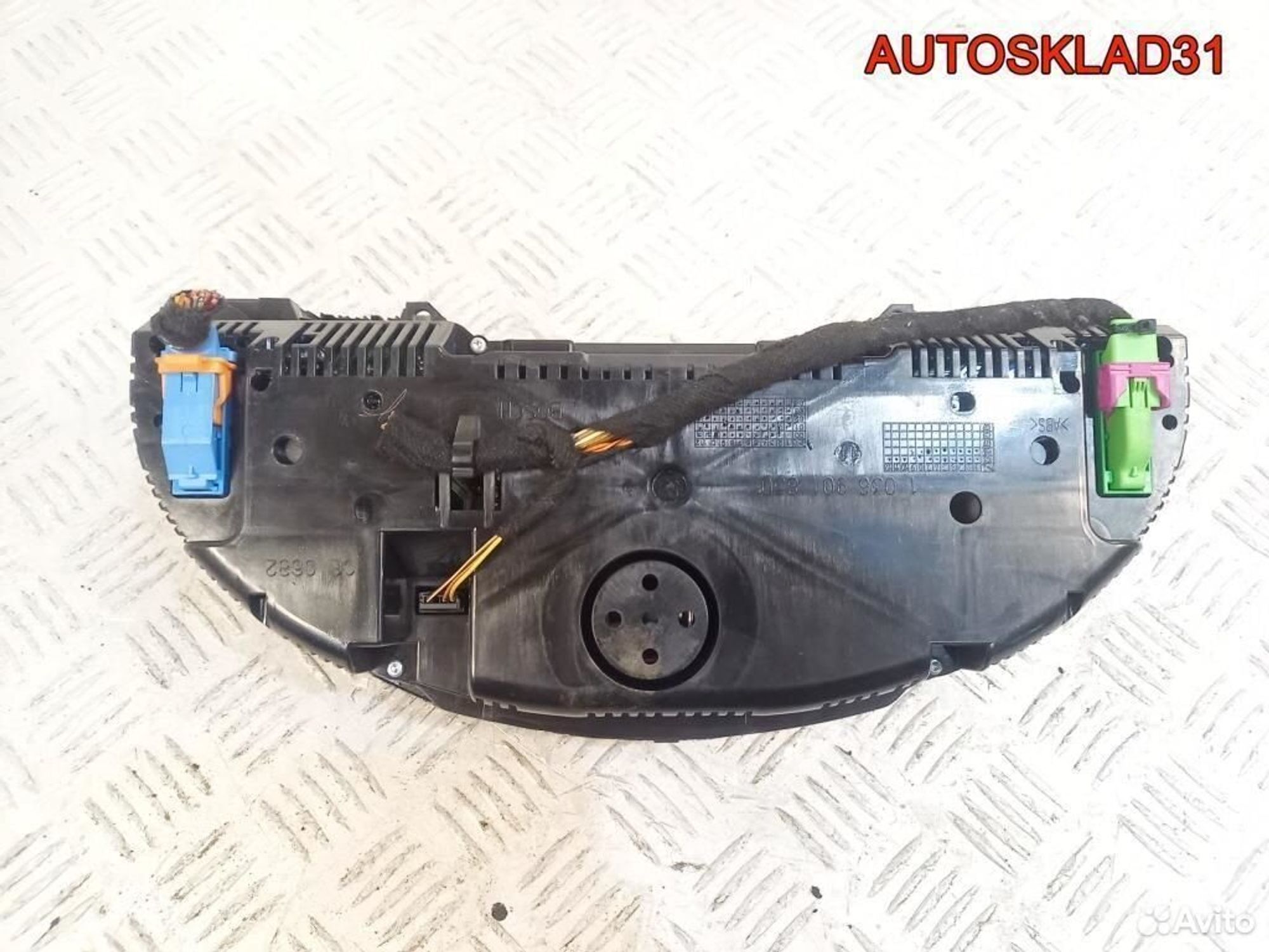 Панель приборов Audi A4 B7 8E0920932K 2.0 дизель, 4000 рублей, Дубовое