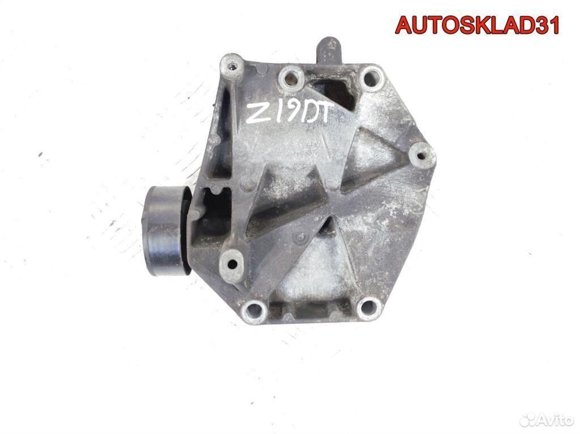 Кронштейн кондиционера Opel Astra H Z19DT 55191339, 1700 рублей, Дубовое