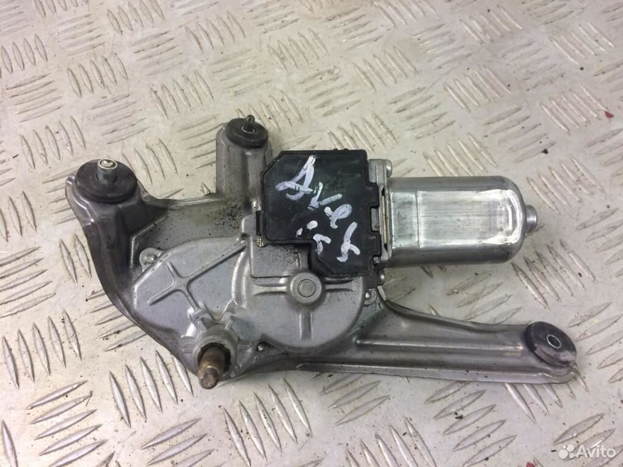 Моторчик дворника задний Toyota Avensis 2, 3200 рублей, Дубовое