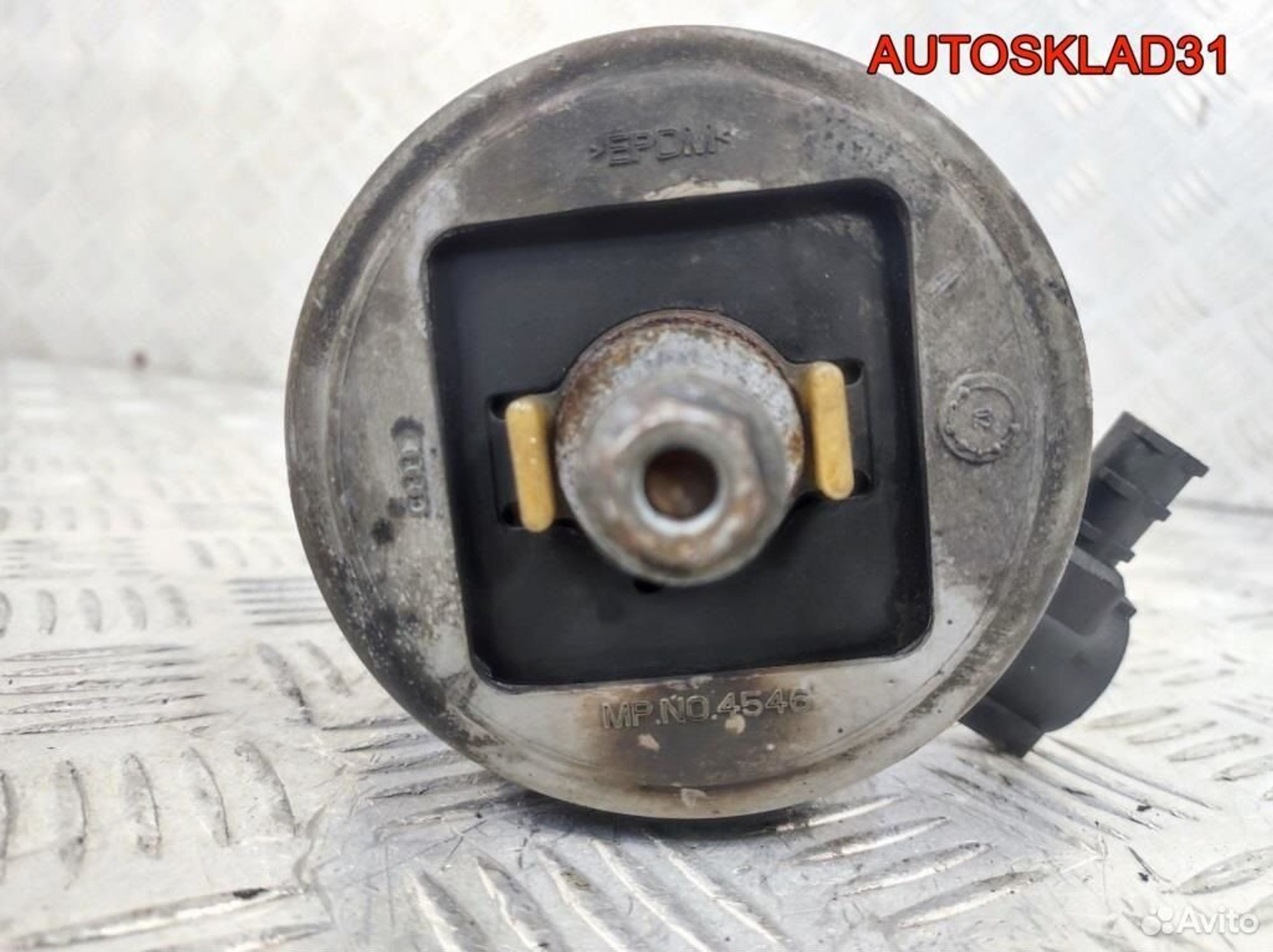 Опора двигателя Audi A4 B6 2.5 8E0199379E Дизель, 3600 рублей, Дубовое