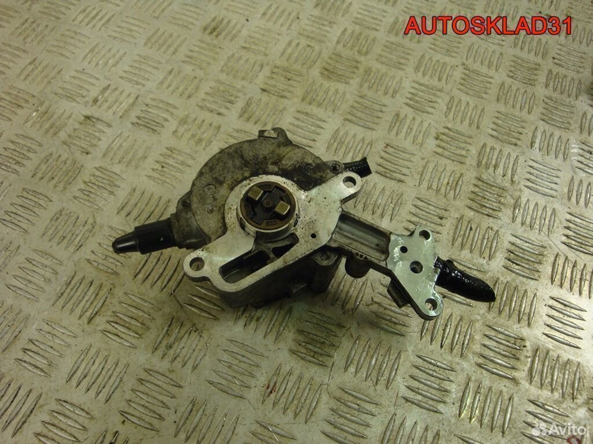 Вакуумный насос VW Passat B6 1.9 BKC 038145209, 9900 рублей, Дубовое