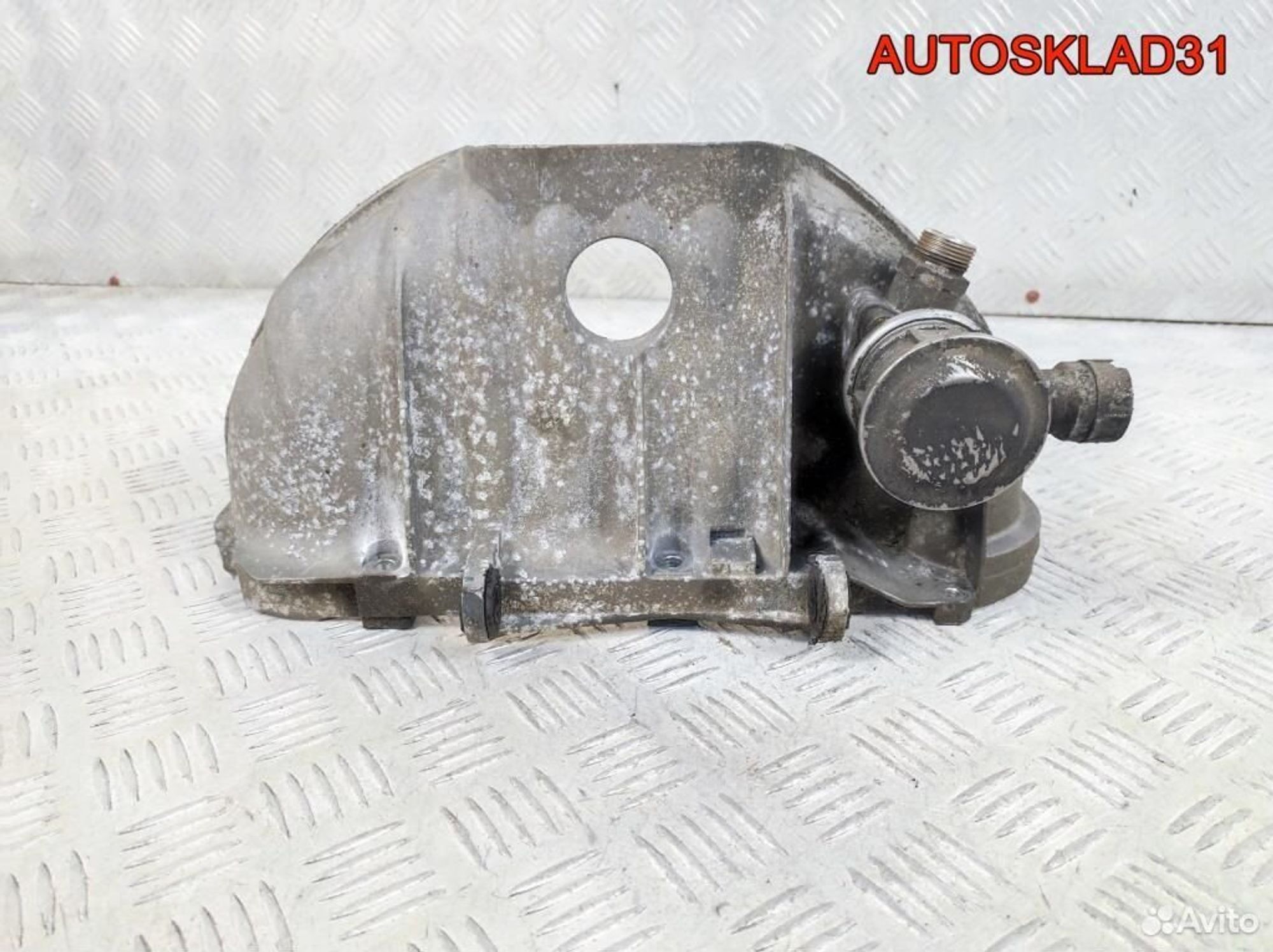 Кожух впускного коллектора VW Golf 4 06A133228S, 1300 рублей, Дубовое