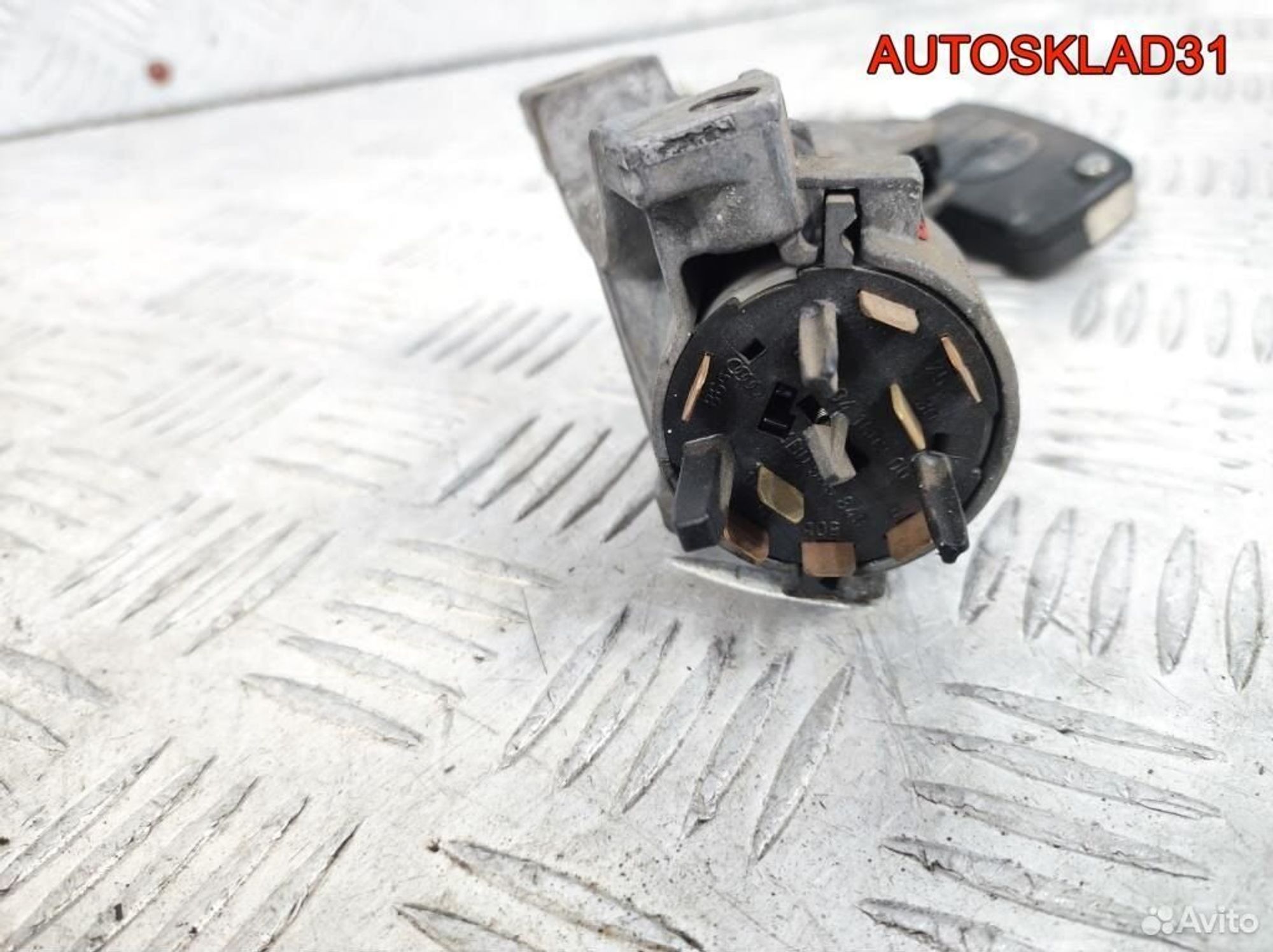 Замок зажигания Audi A6 C5 4B0905851C, 2900 рублей, Дубовое