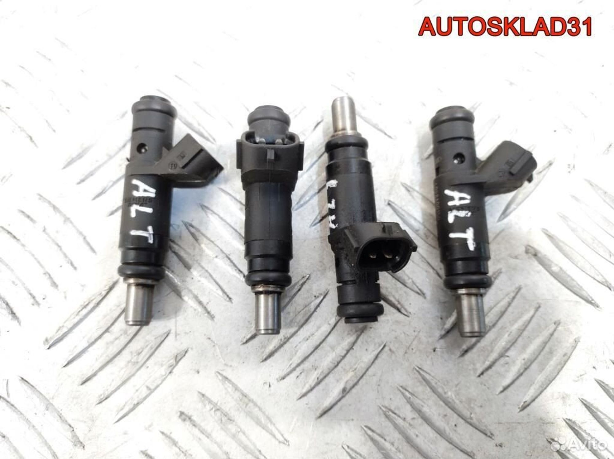 Форсунка инжекторная Audi A4 B6 2.0 ALT 06B133551T, 1000 рублей, Дубовое