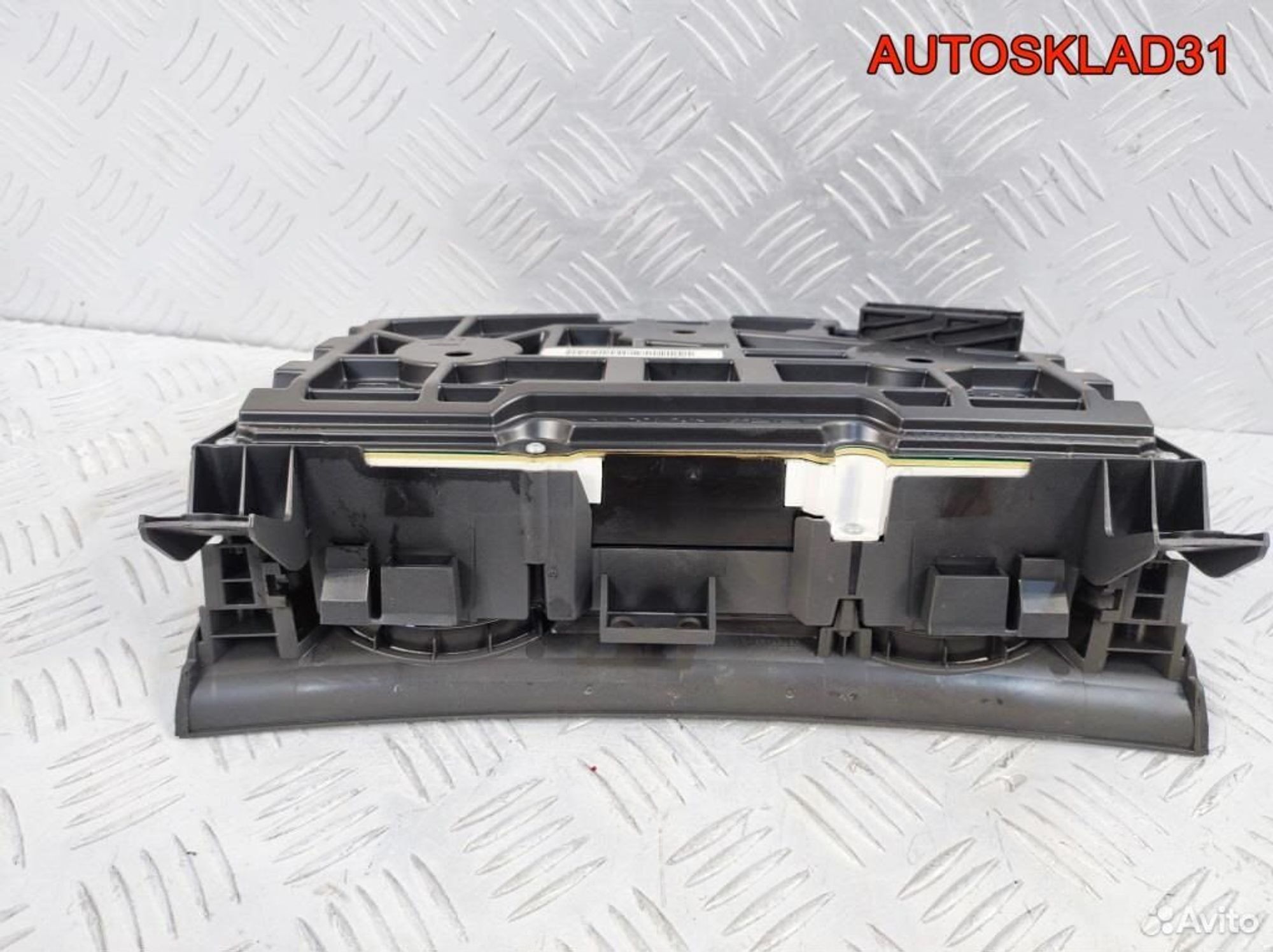 Панель приборов Opel Astra H 13172010 Бензин, 4600 рублей, Дубовое