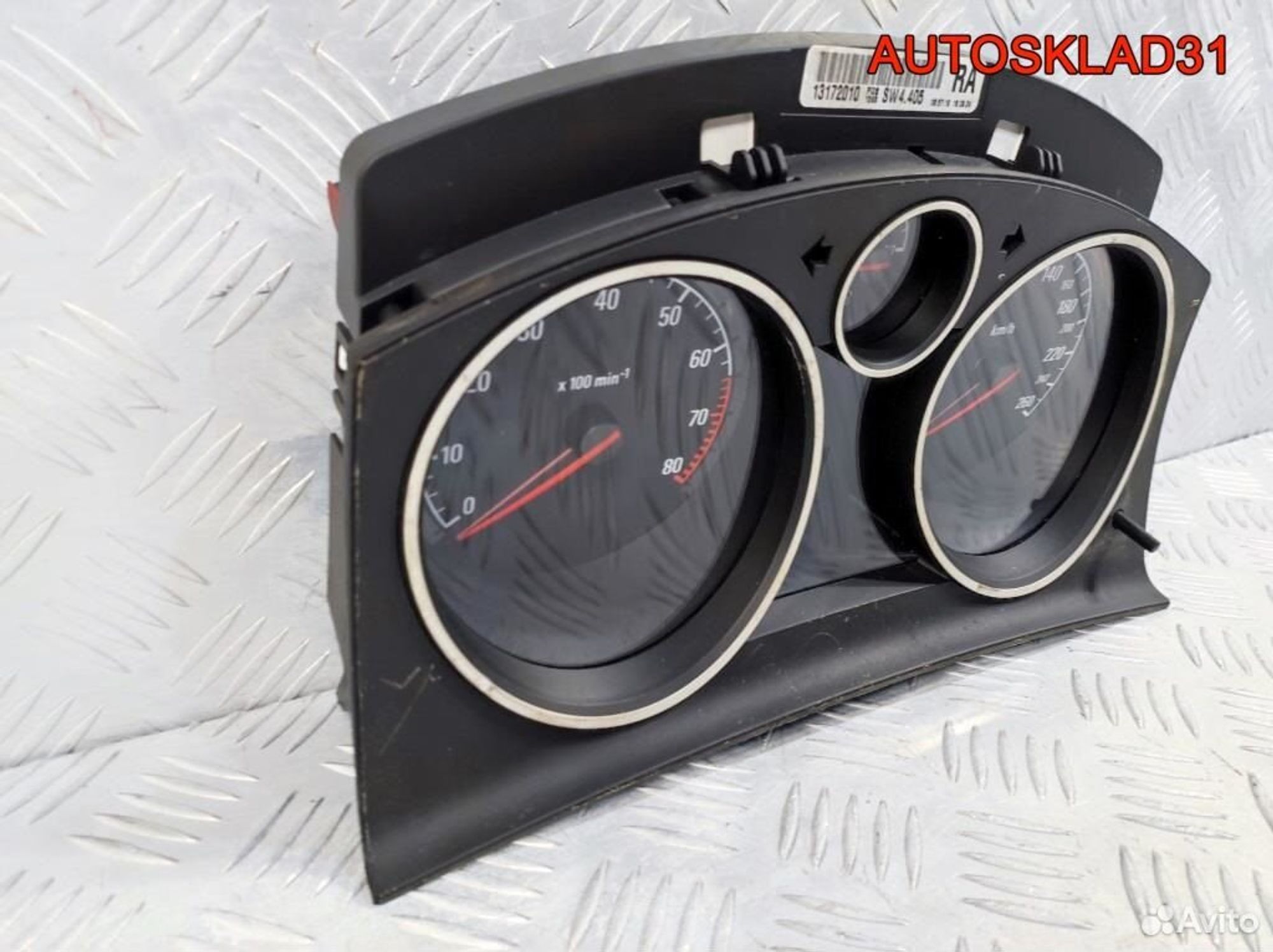 Панель приборов Opel Astra H 13172010 Бензин, 4600 рублей, Дубовое