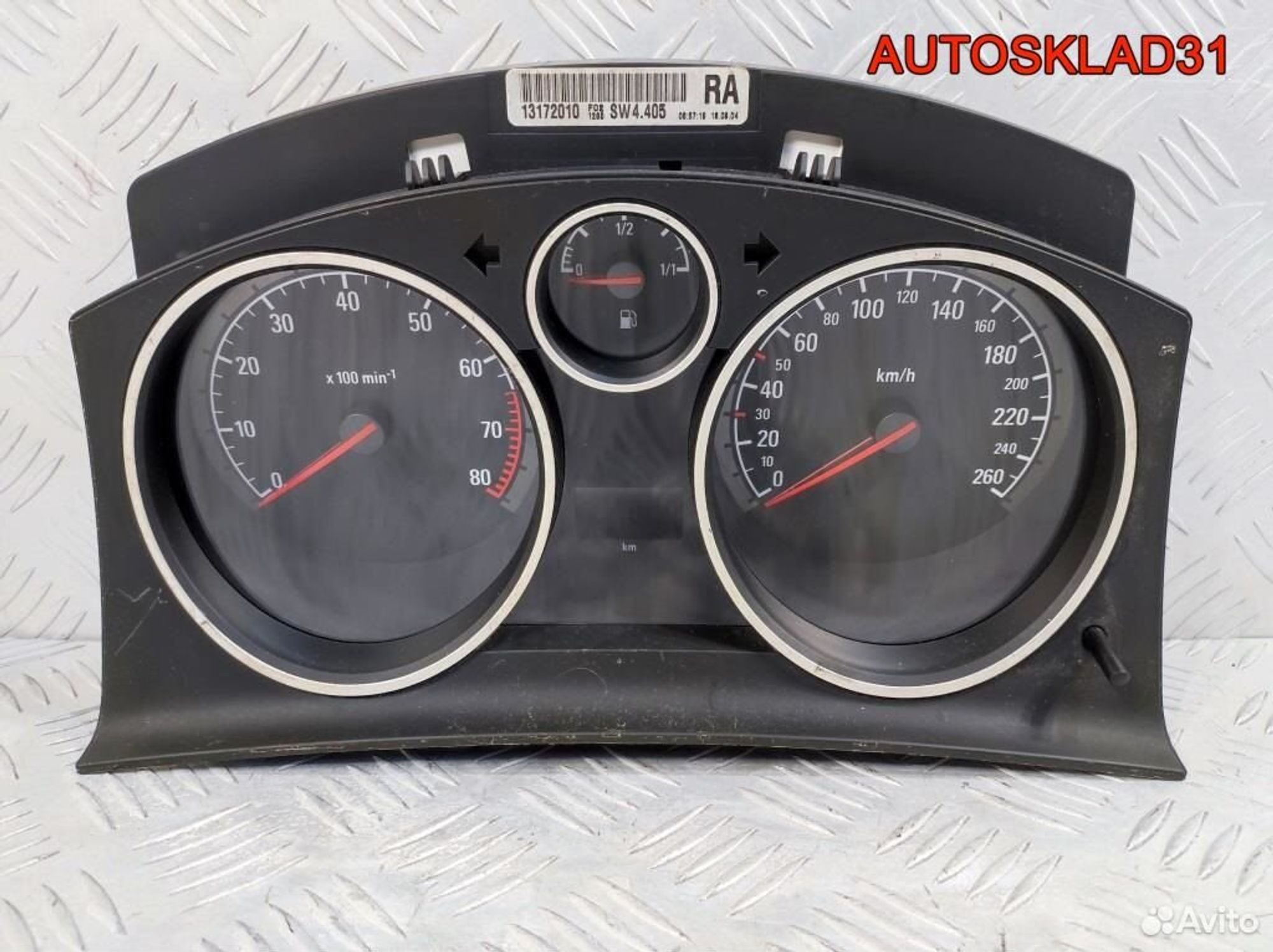 Панель приборов Opel Astra H 13172010 Бензин, 4600 рублей, Дубовое