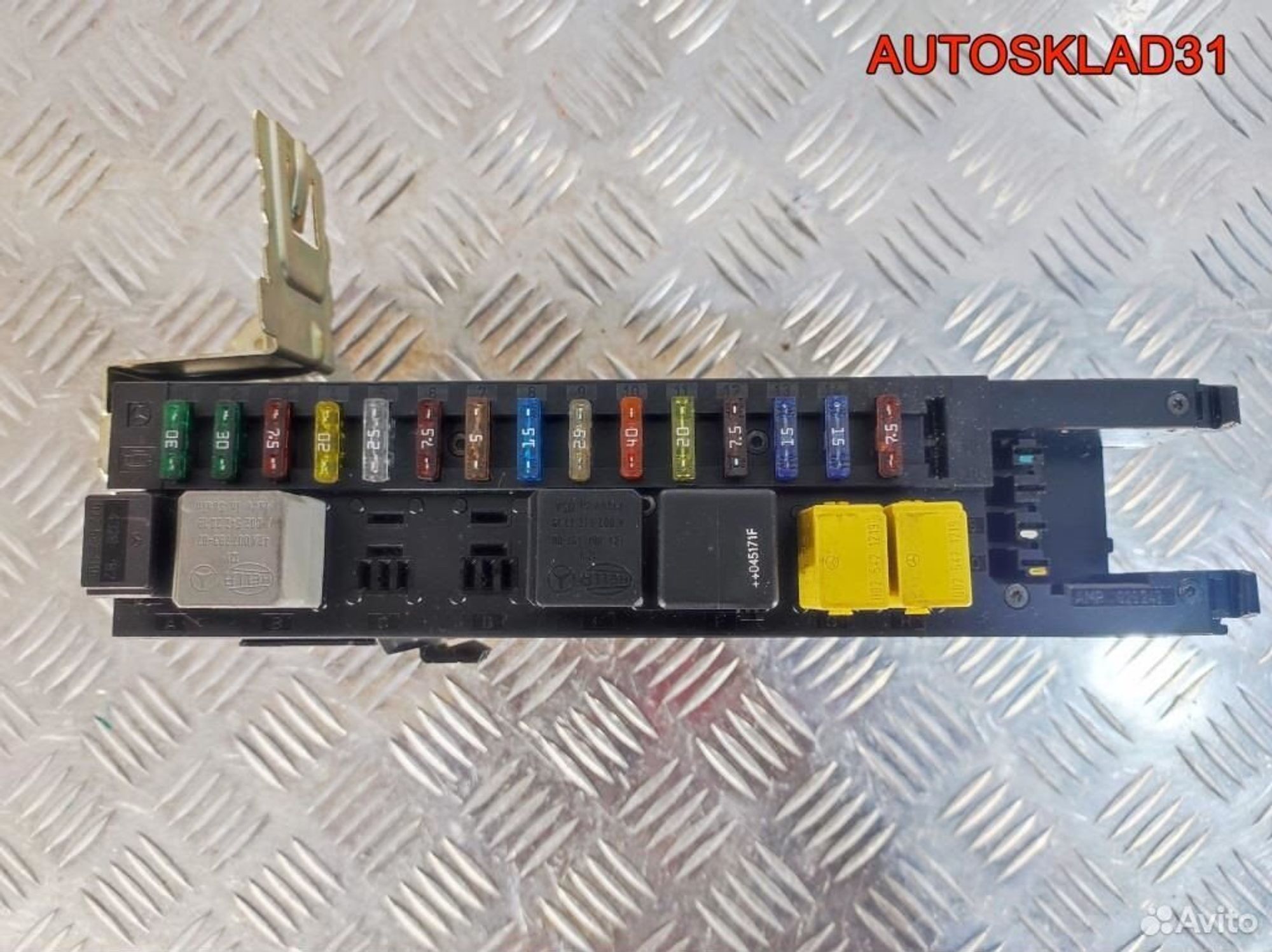 Блок предохранителей Mercedes W203 A2035453101, 4600 рублей, Дубовое