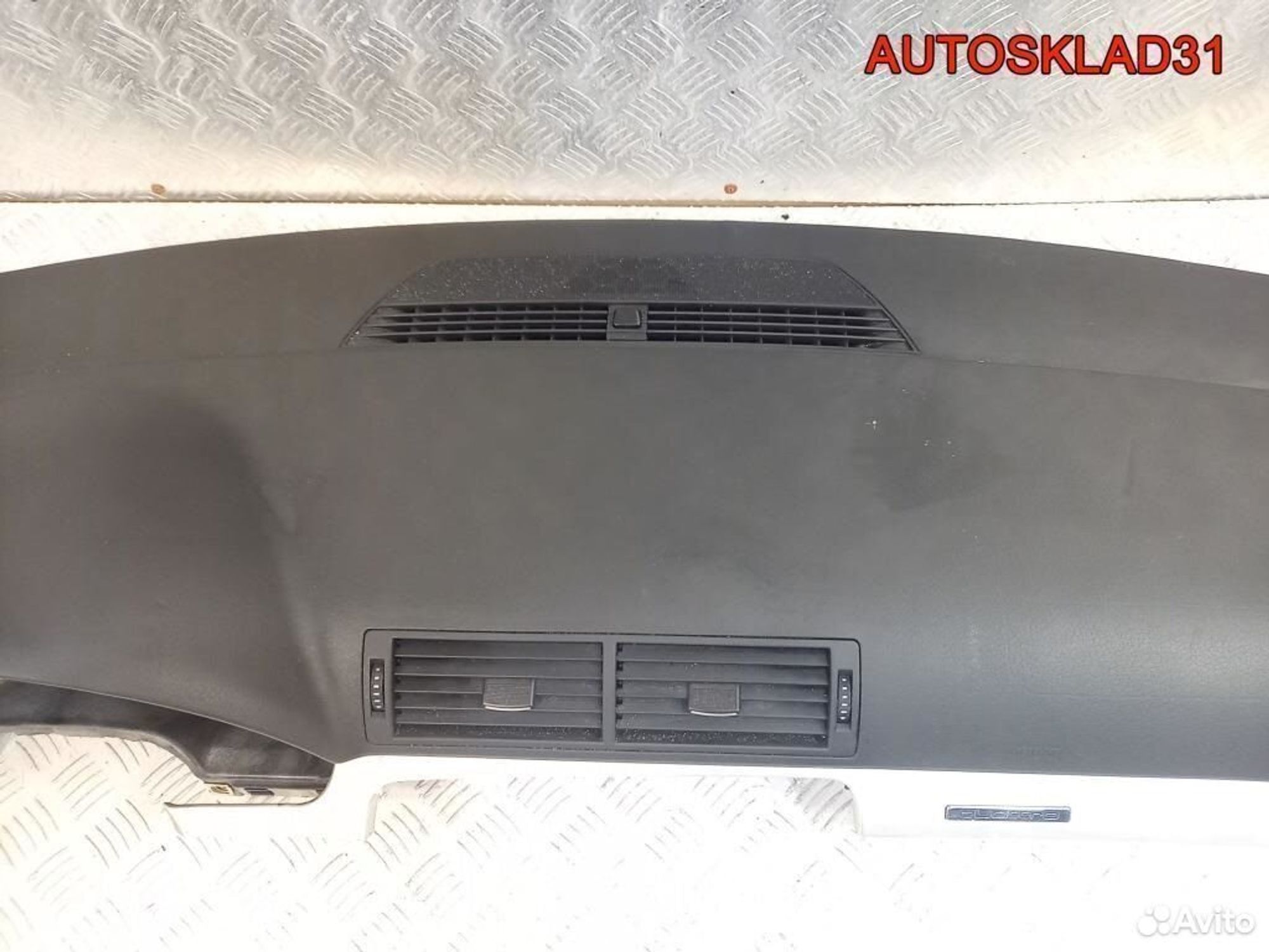 Торпедо Audi A4 B7 2005-2007 8E1857041T, 15300 рублей, Дубовое