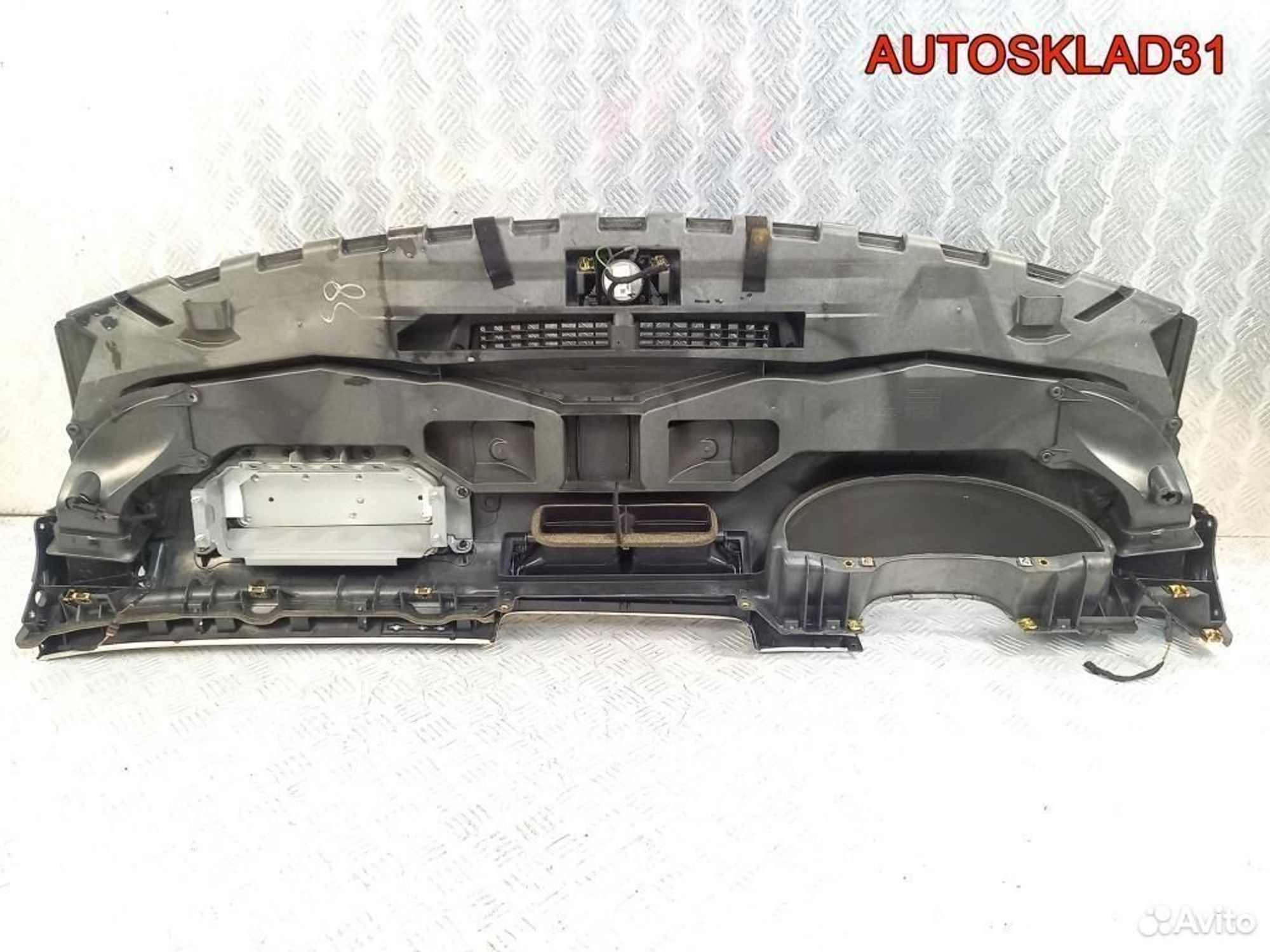 Торпедо Audi A4 B7 2005-2007 8E1857041T, 15300 рублей, Дубовое