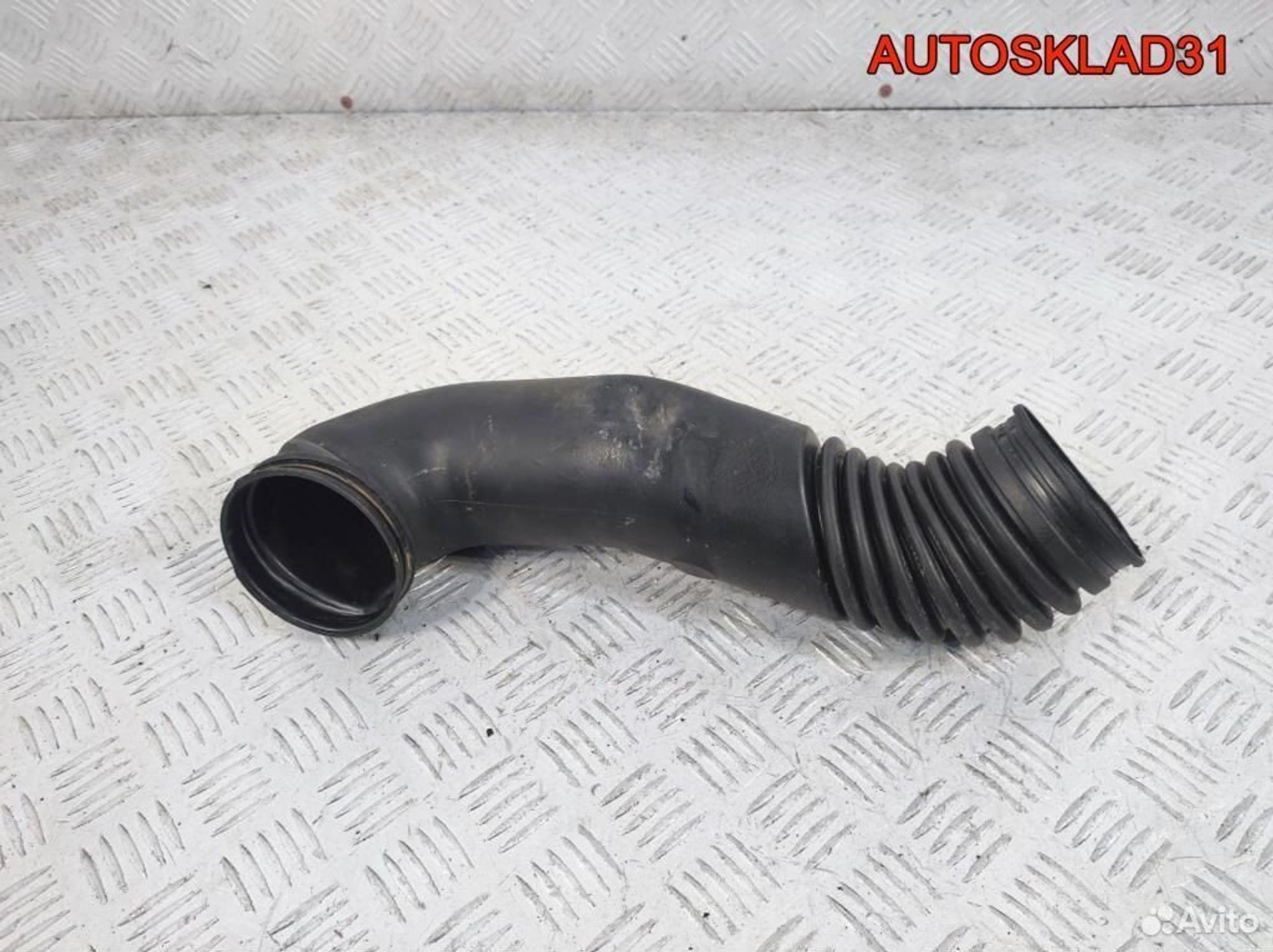 Патрубок воздушного фильтра Ford Focus 1 1.8 eydf, 600 рублей, Дубовое