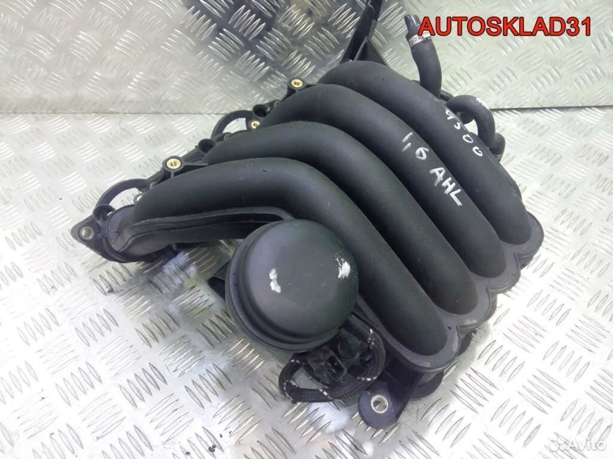 Коллектор впускной VW Passat B5 1.6 AHL 06B133210B, 2500 рублей, Дубовое