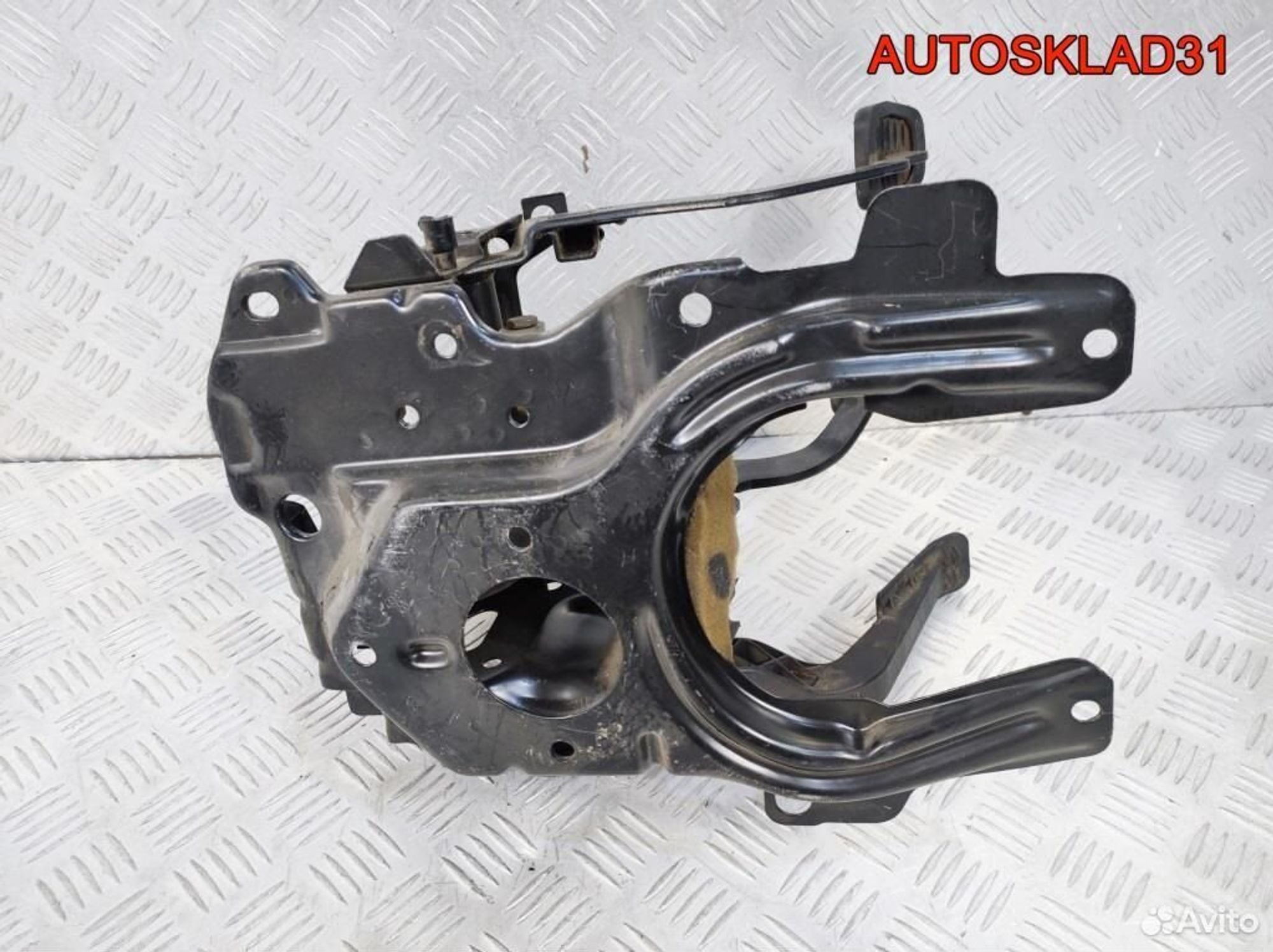 Блок педалей МКПП Volkswagen Passat B3 3A1721315A, 3600 рублей, Дубовое