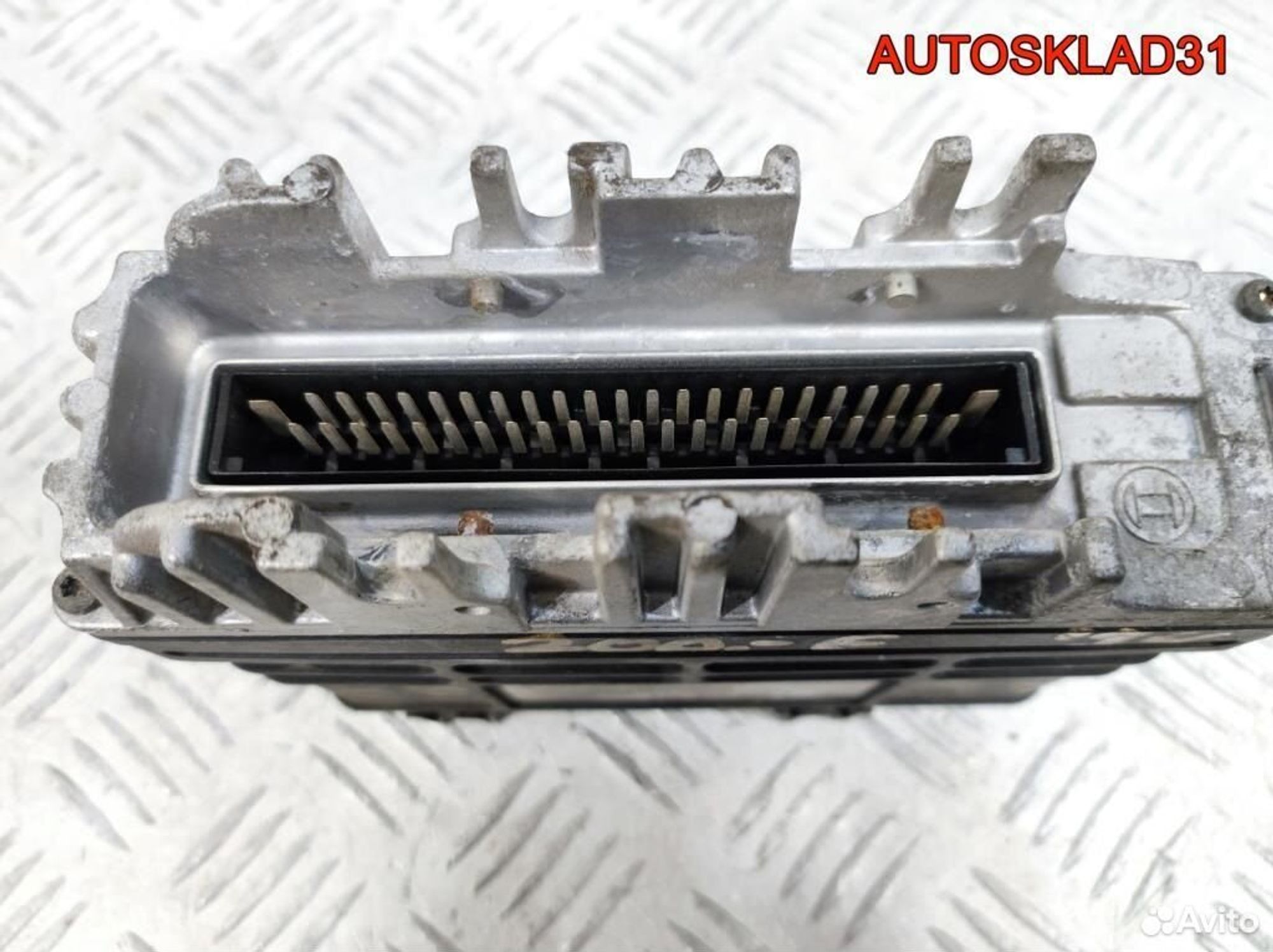 Блок эбу Volkswagen Golf 3 1.6 ABU 032906026F, 1000 рублей, Дубовое