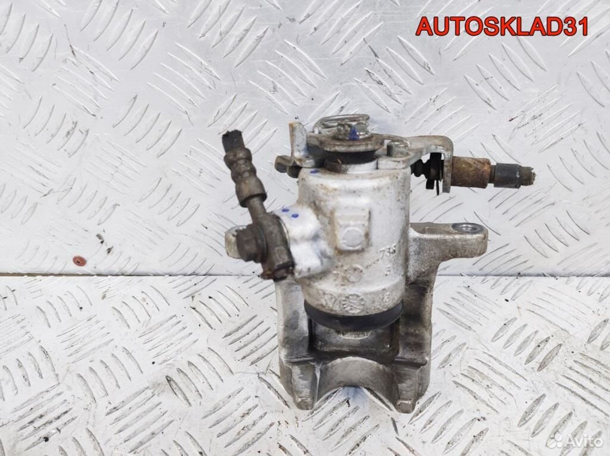 Суппорт тормозной зад правый Audi A4 B6 8E0615424G, 4100 рублей, Дубовое