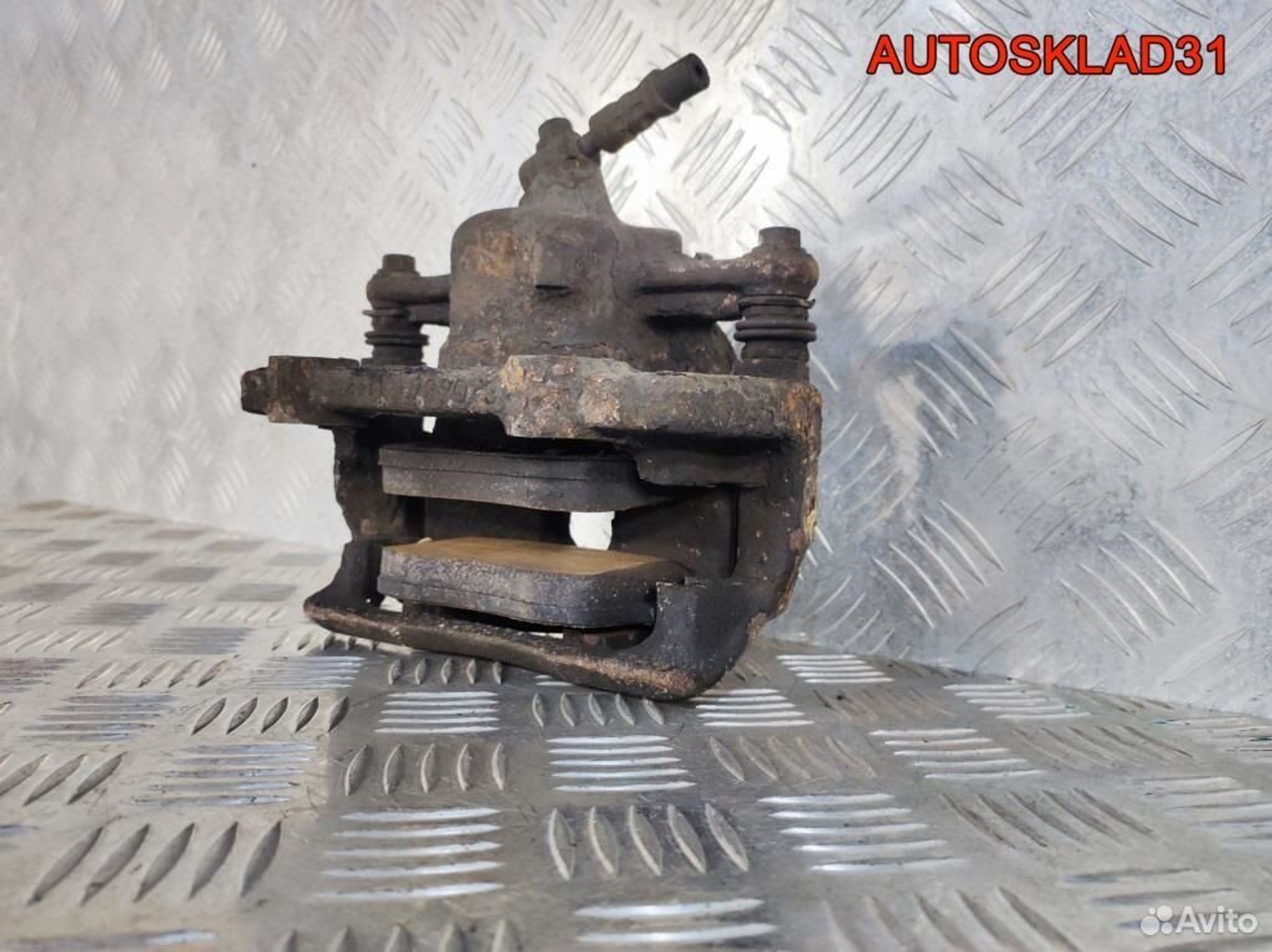 Суппорт тормозной передний правый VW Polo HB, 3200 рублей, Дубовое