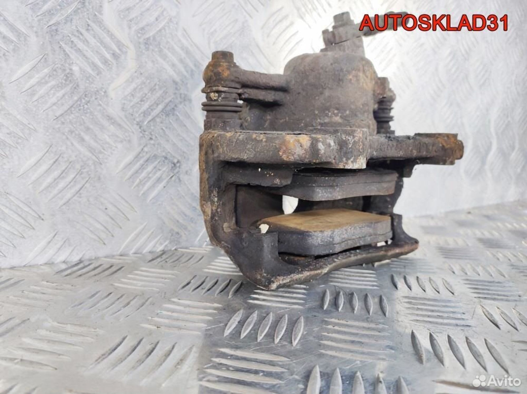 Суппорт тормозной передний правый VW Polo HB, 3200 рублей, Дубовое