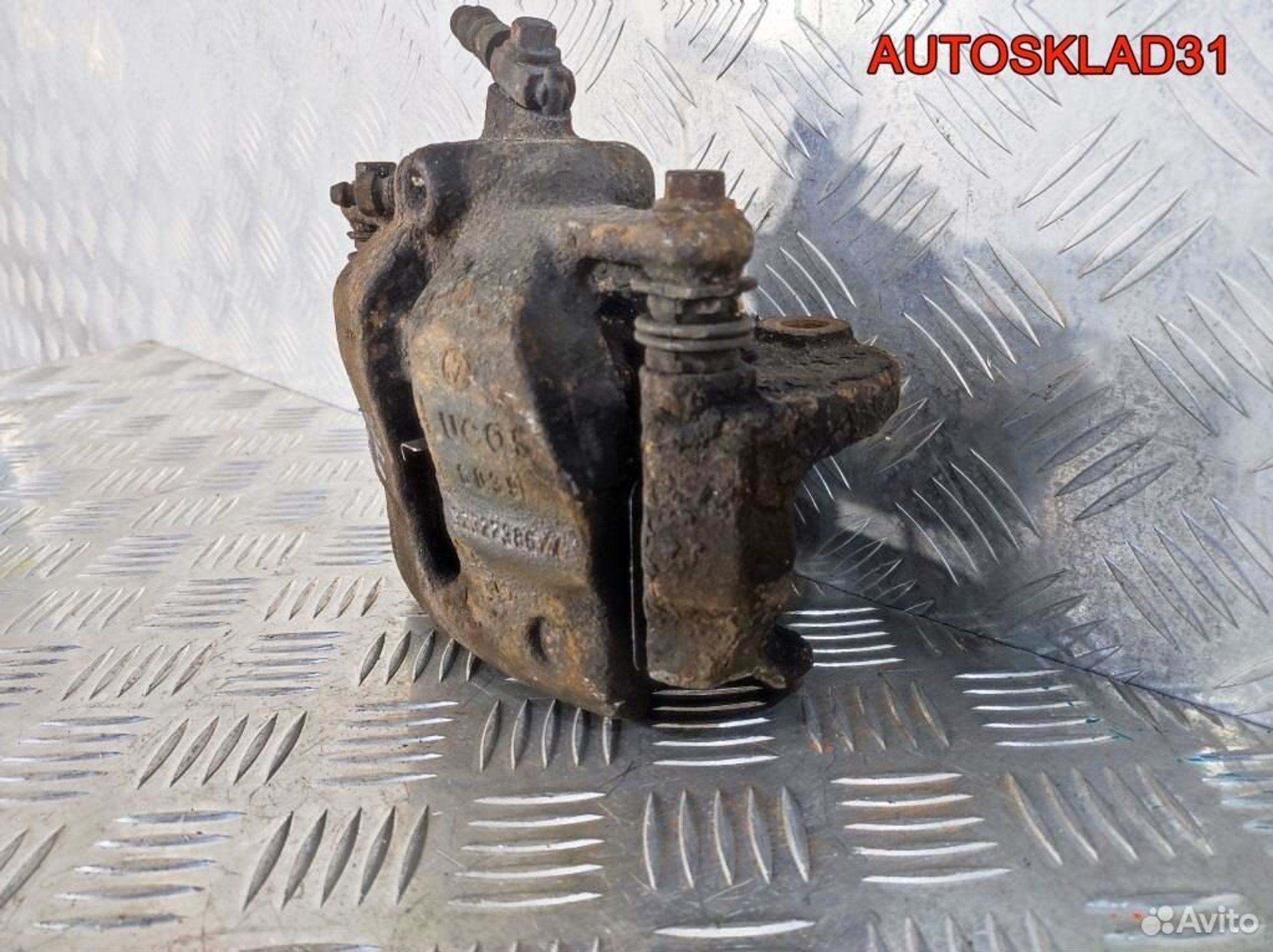 Суппорт тормозной передний правый VW Polo HB, 3200 рублей, Дубовое