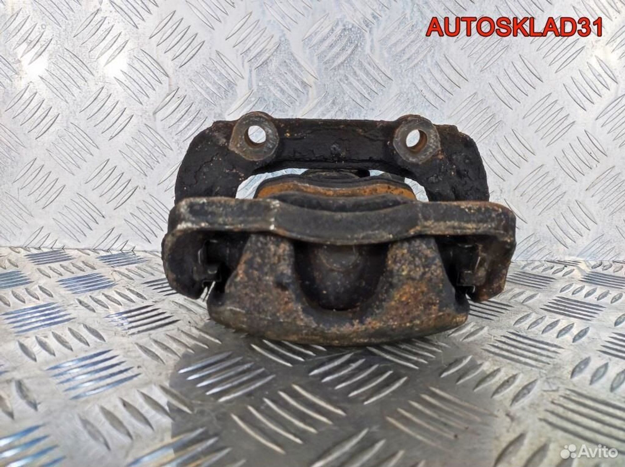 Суппорт тормозной передний правый VW Polo HB, 3200 рублей, Дубовое