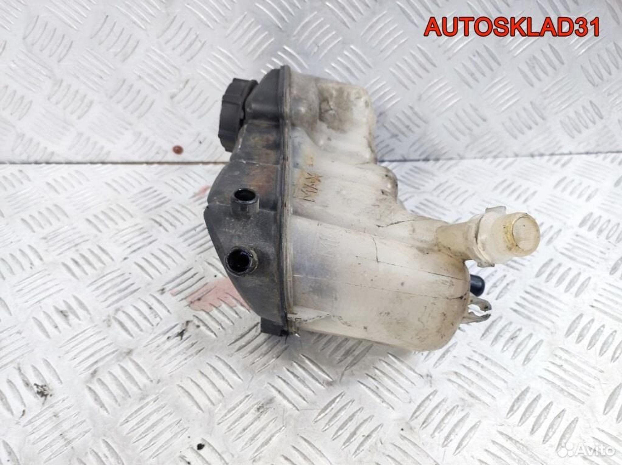 Бачок расширительный Ford S-Max 6G918K218D2L4A, 2600 рублей, Дубовое