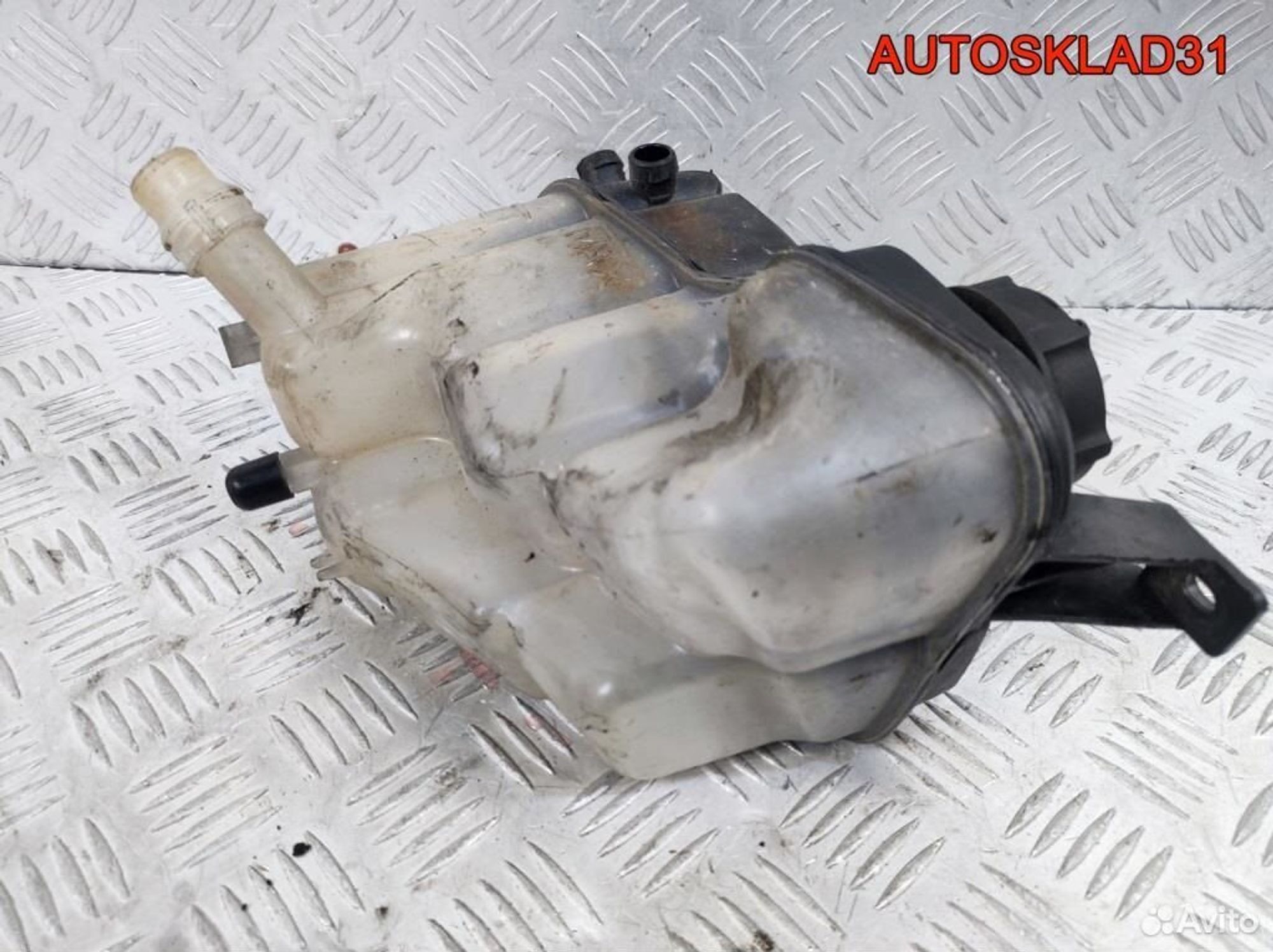 Бачок расширительный Ford S-Max 6G918K218D2L4A, 2600 рублей, Дубовое