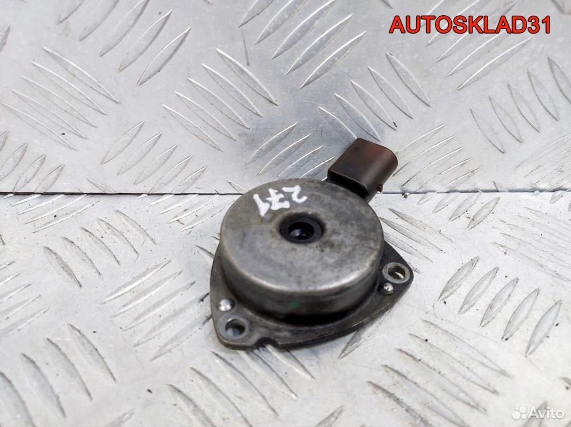 Клапан электромагн. фаз грм Mercedes W203 M271.946, 3600 рублей, Дубовое