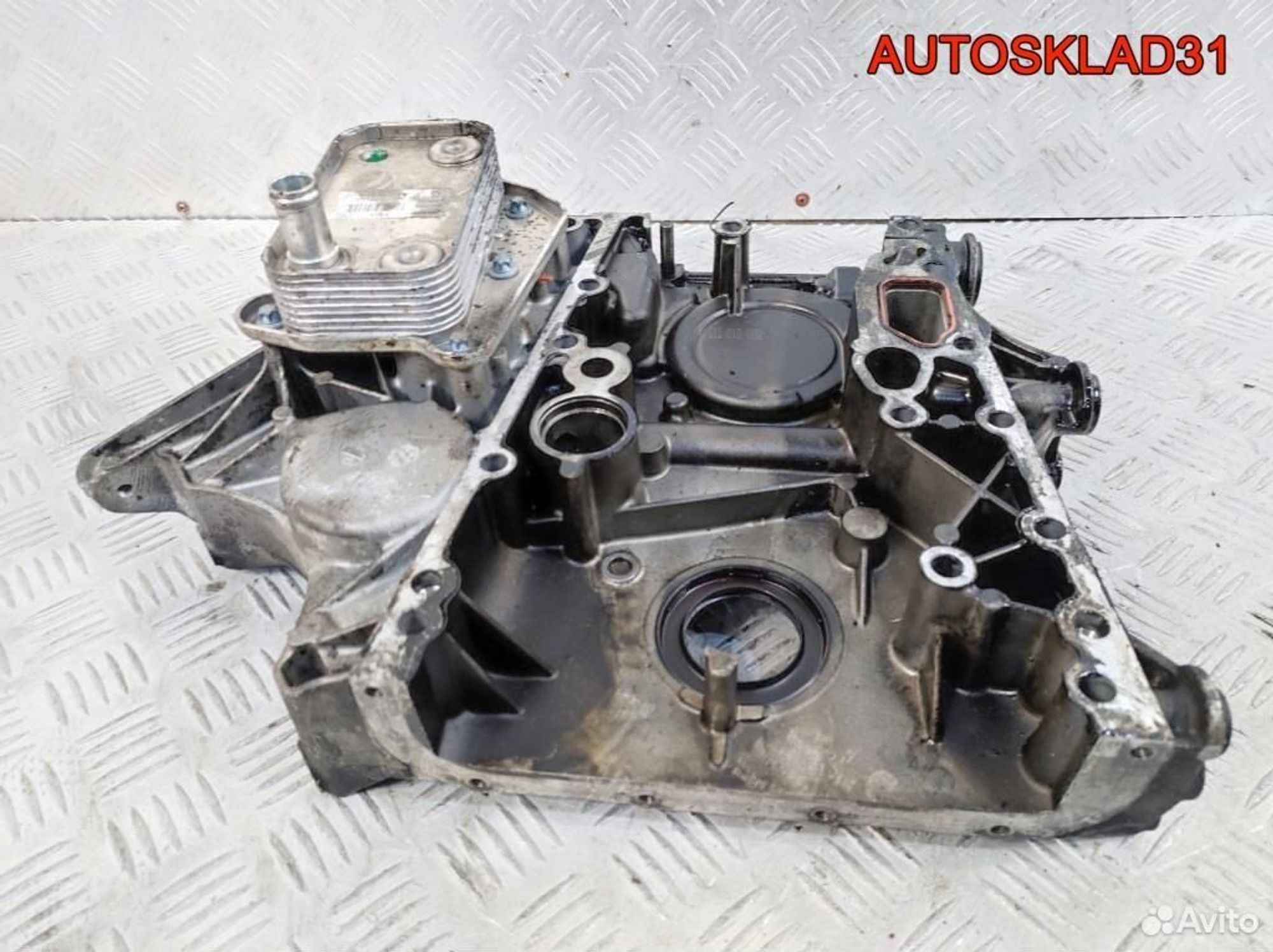 Крышка двигателя передняя Mercedes W203 6460150602, 1700 рублей, Дубовое