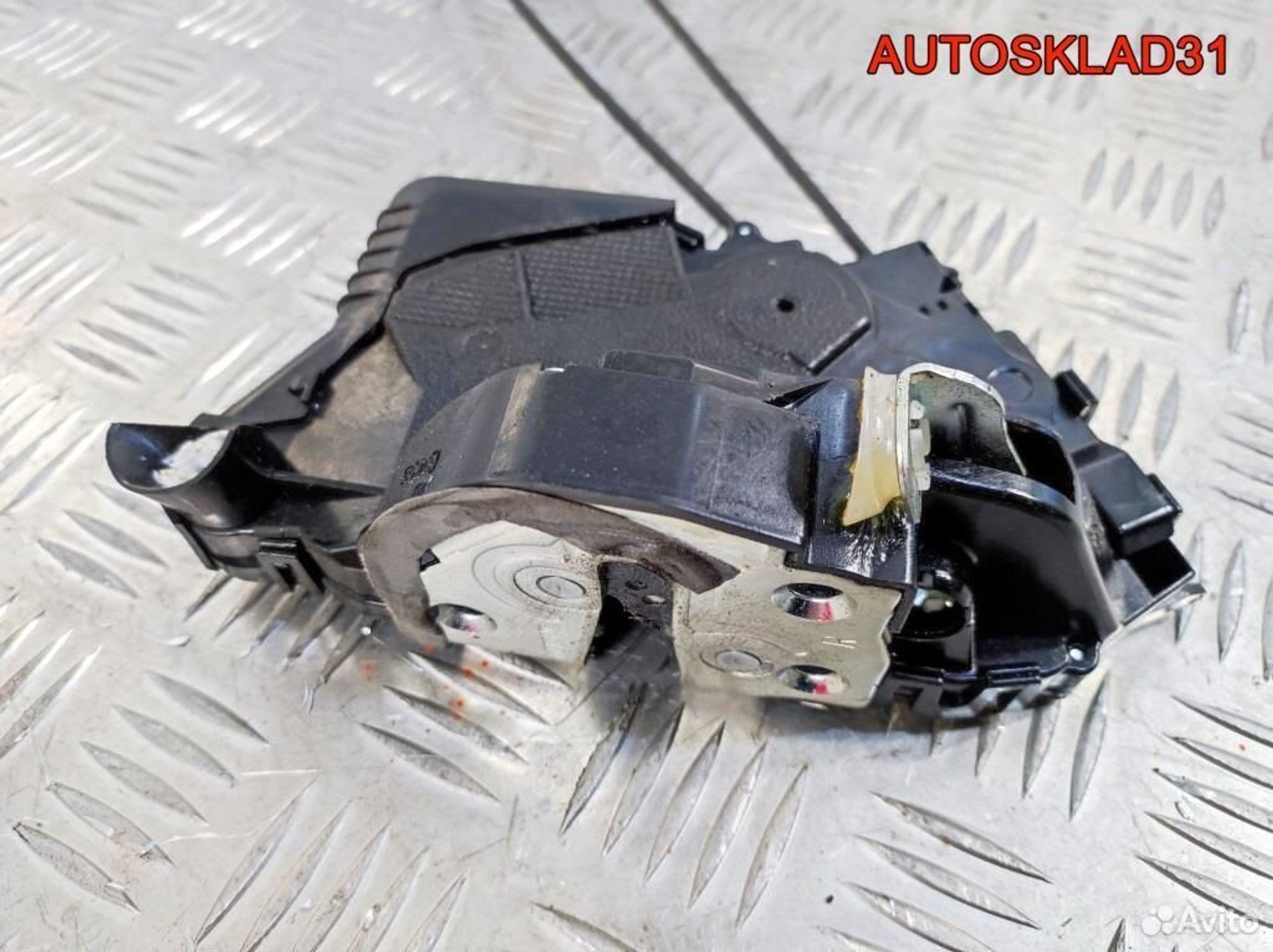 Замок двери передней правой Toyota Yaris, 1700 рублей, Дубовое