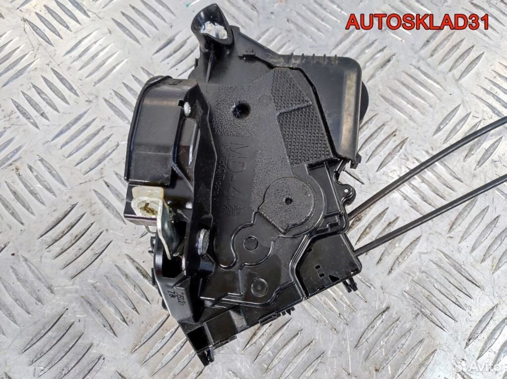 Замок двери передней правой Toyota Yaris, 1700 рублей, Дубовое