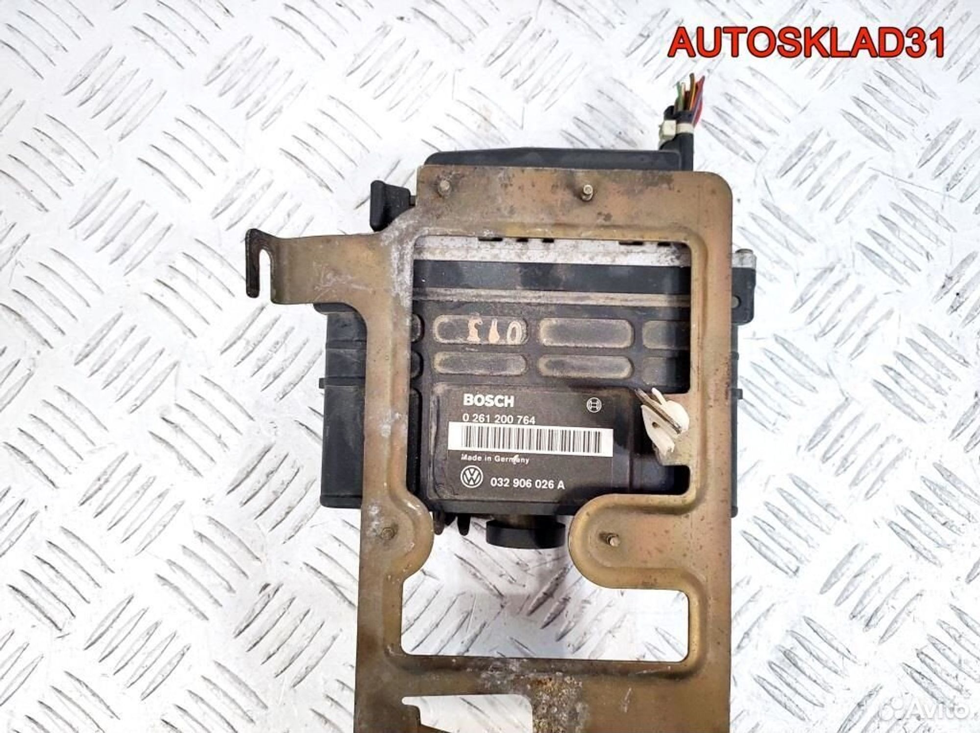 Блок эбу Volkswagen Golf 3 1.6 AEA 032906026A, 1000 рублей, Дубовое